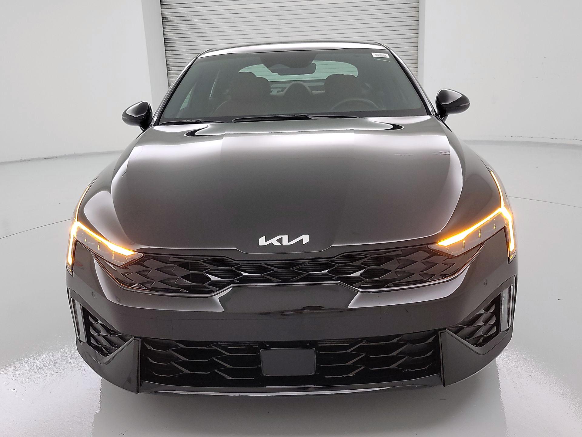 Thumbnail: 2025 Kia K5 - 2