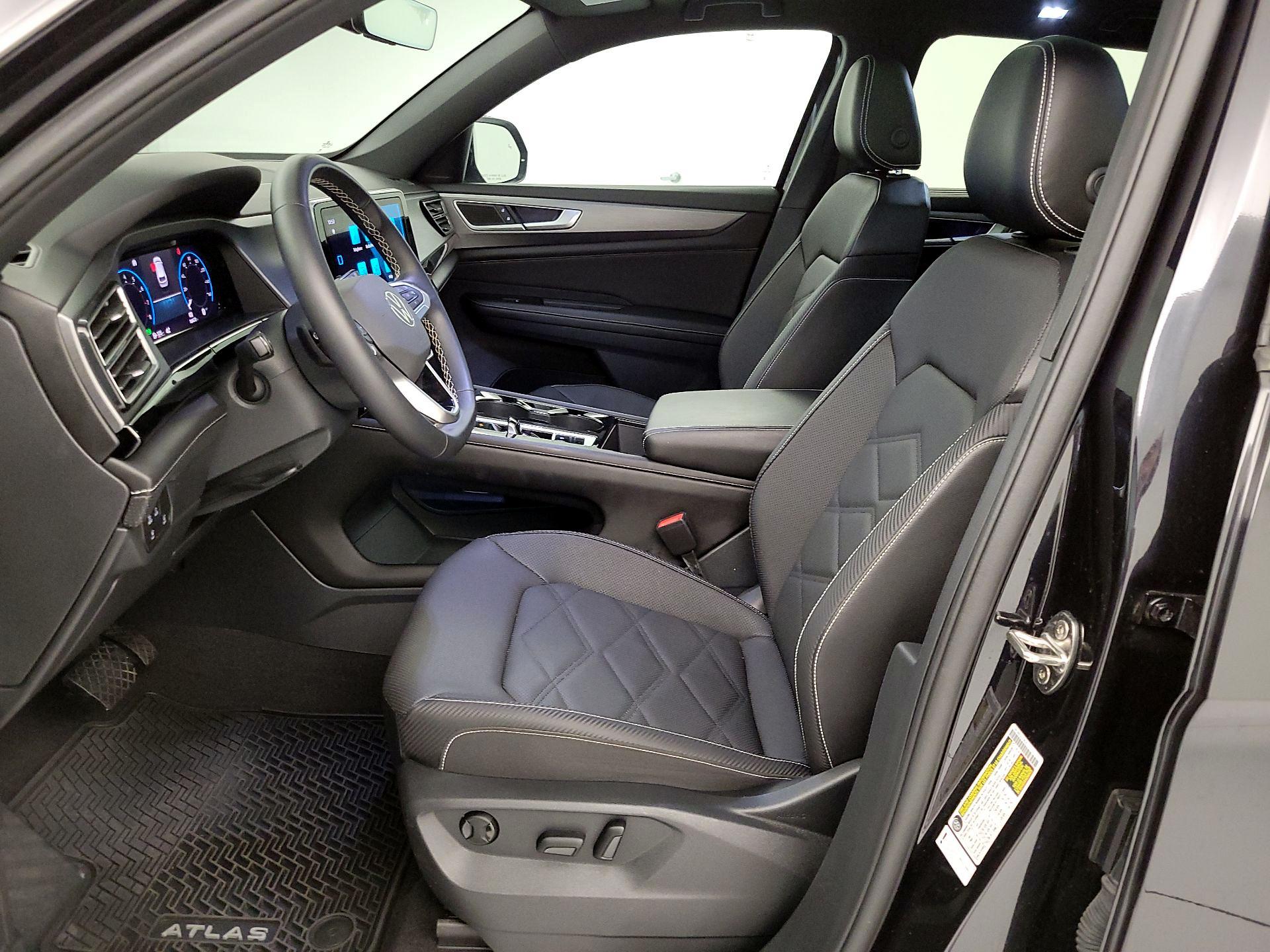 Thumbnail: 2024 Volkswagen Atlas - 9