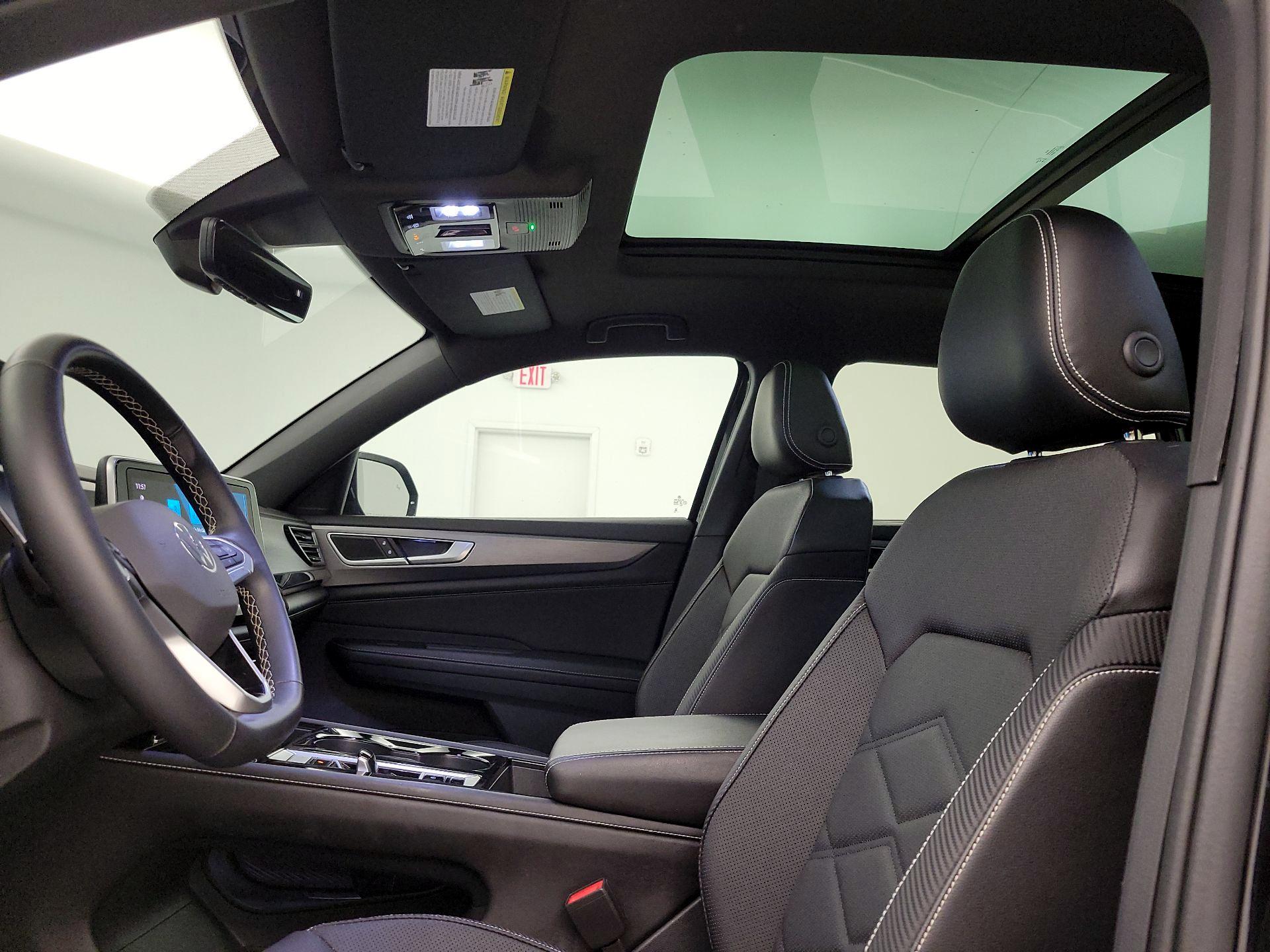 Thumbnail: 2024 Volkswagen Atlas - 17