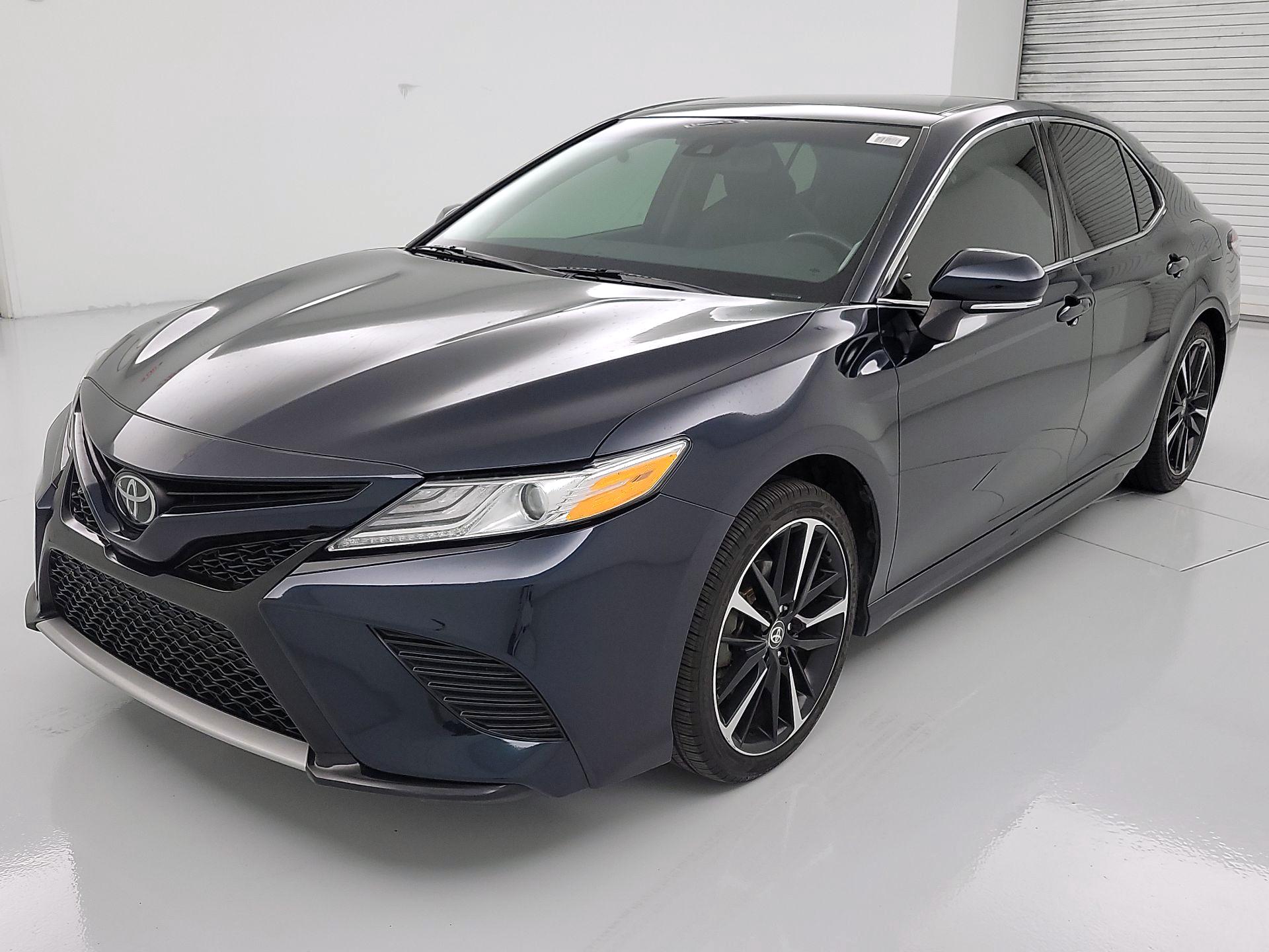 Thumbnail: 2020 Toyota Camry - 3