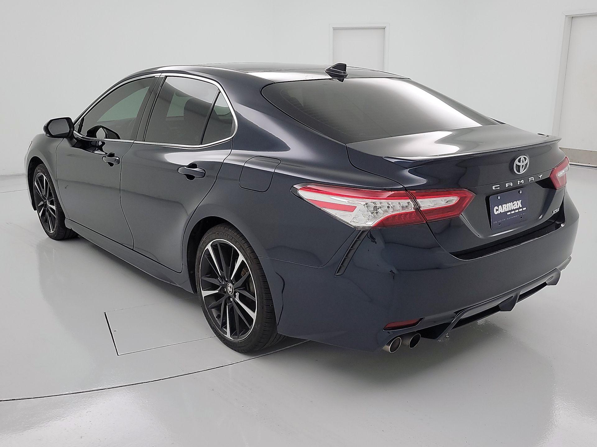 Thumbnail: 2020 Toyota Camry - 7