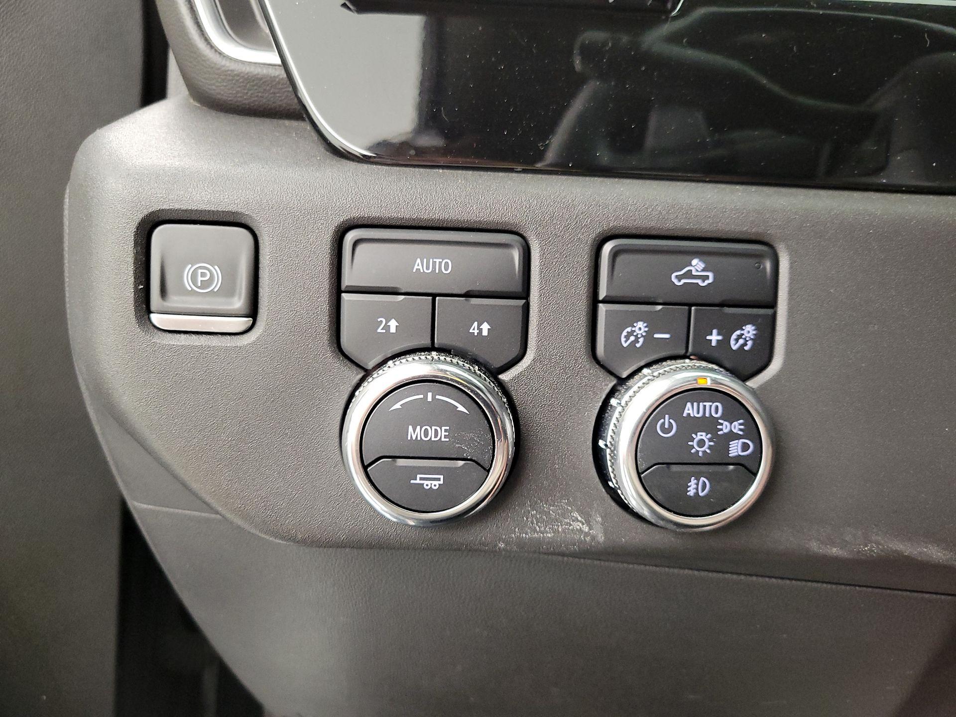 Thumbnail: 2024 GMC Sierra 1500 - 11