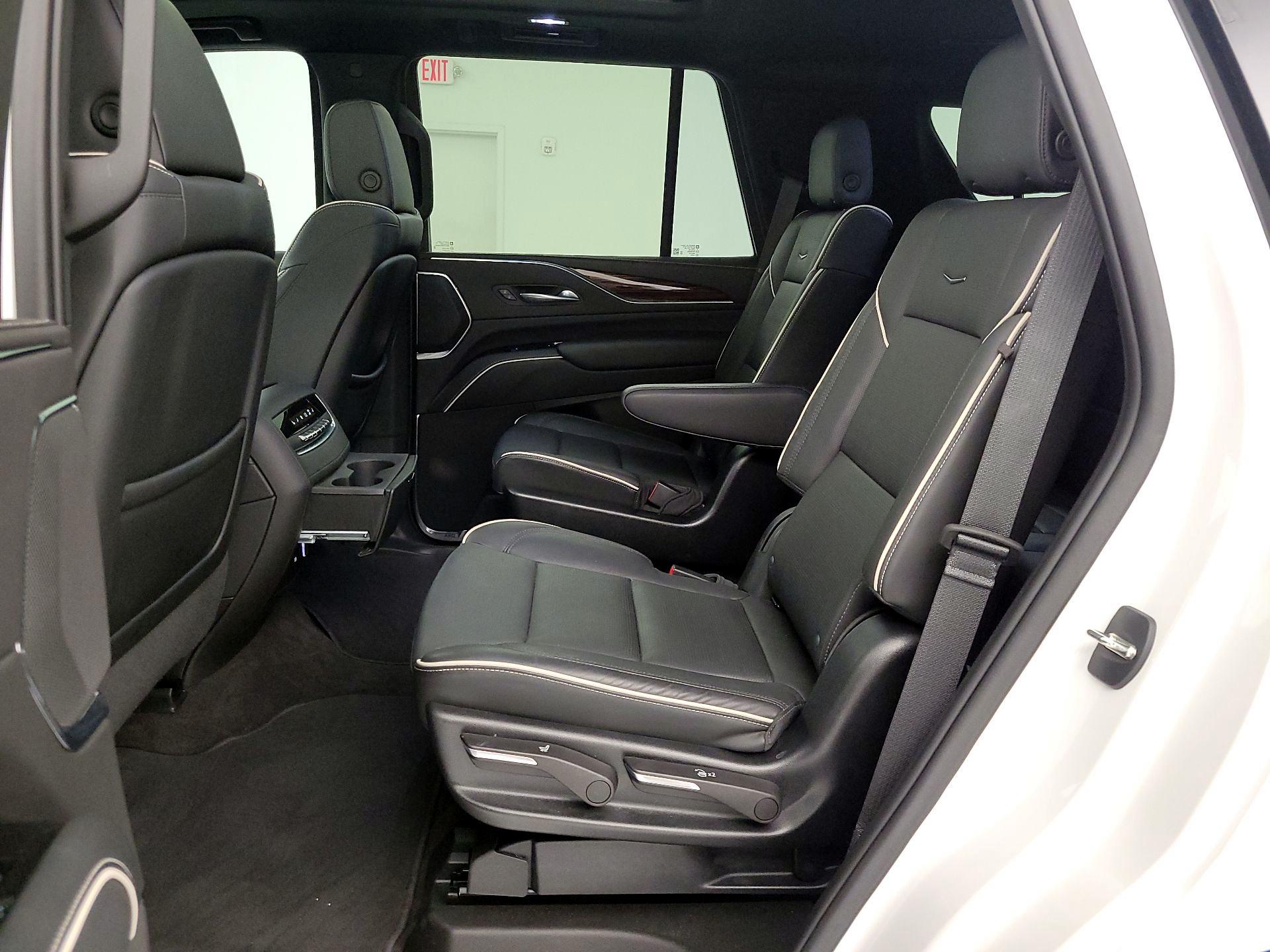 Thumbnail: 2023 Cadillac Escalade - 19