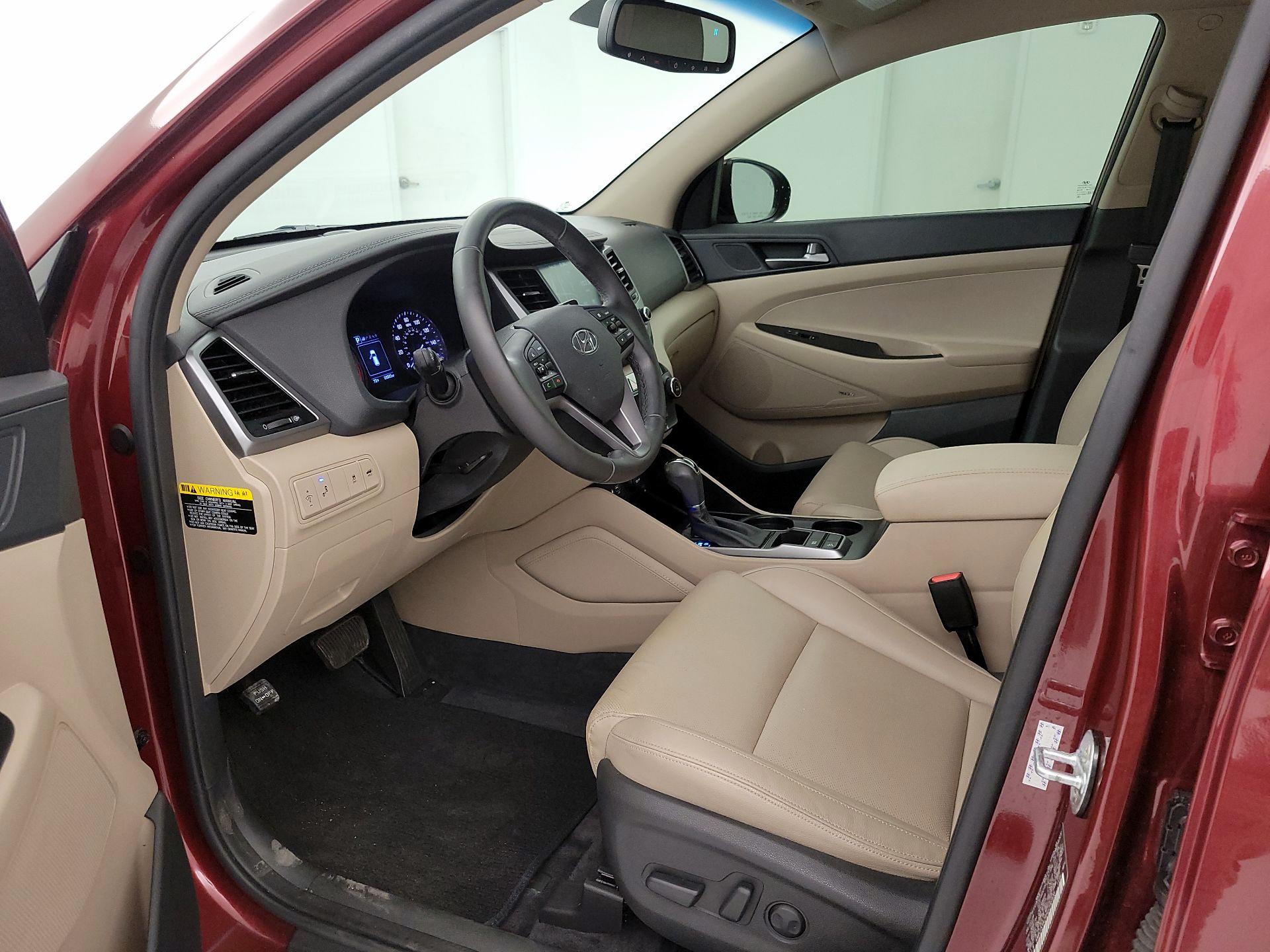 Thumbnail: 2017 Hyundai Tucson - 9