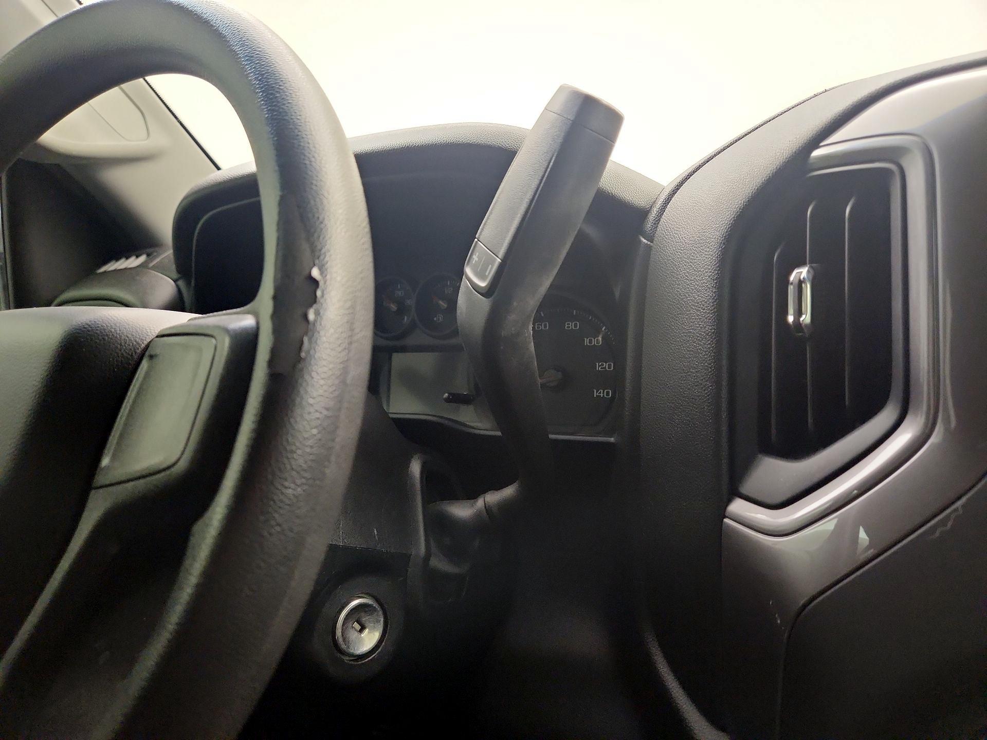 Thumbnail: 2020 Chevrolet Silverado 1500 - 17