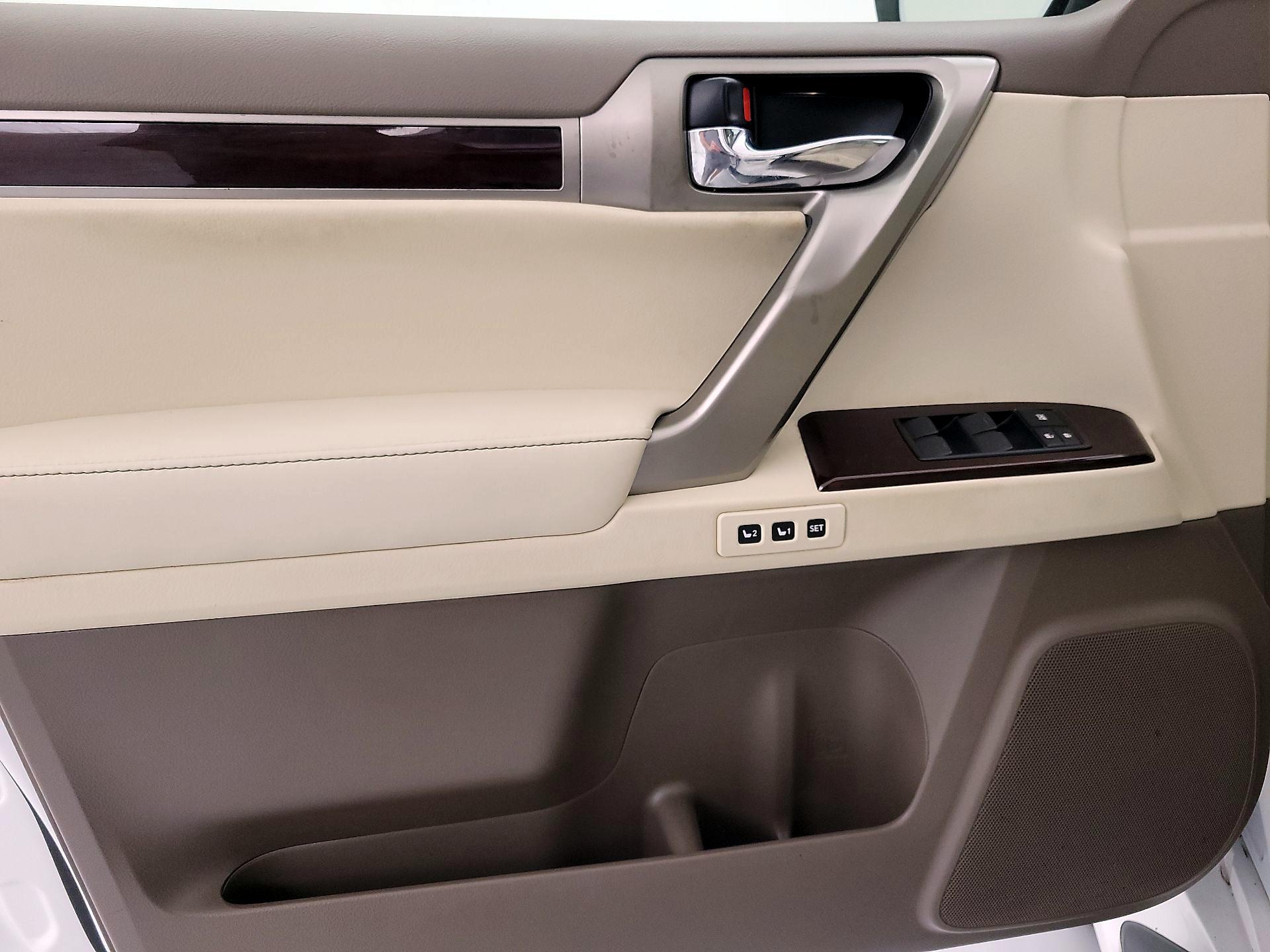 Thumbnail: 2017 Lexus GX - 12