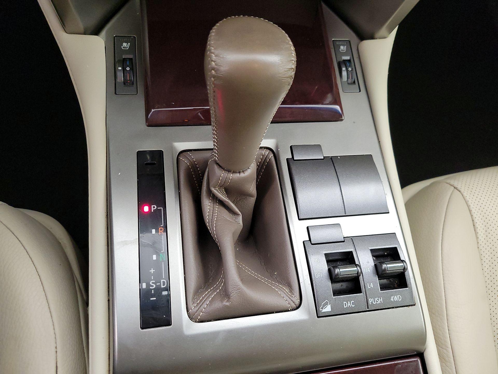 Thumbnail: 2017 Lexus GX - 18