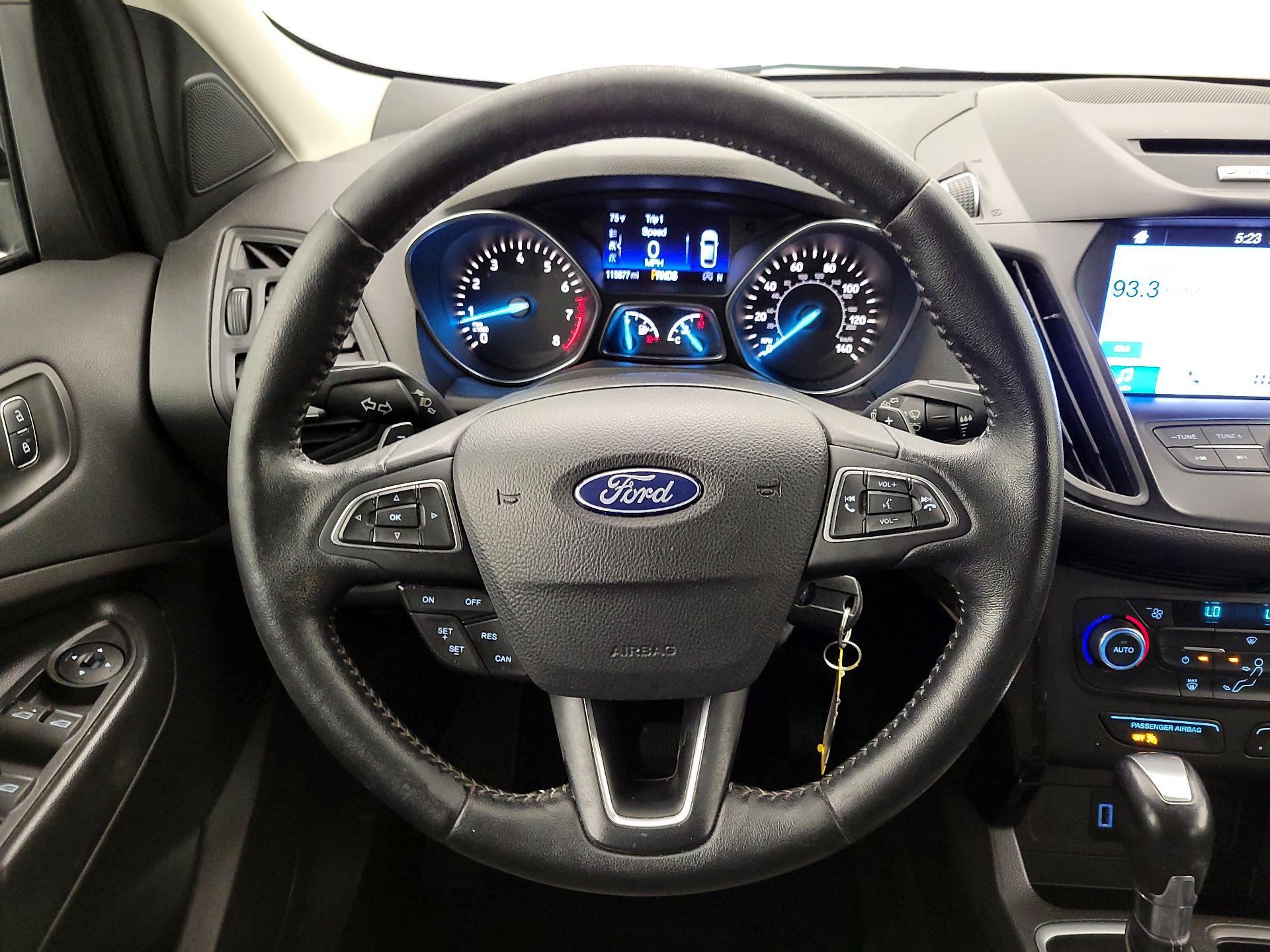 Thumbnail: 2017 Ford Escape - 10