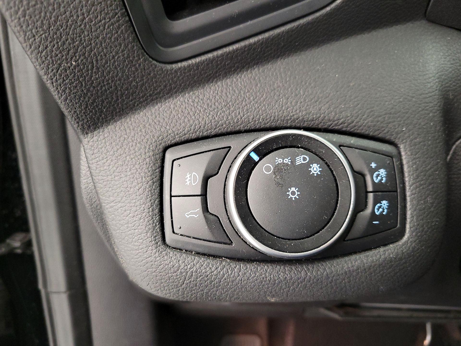 Thumbnail: 2017 Ford Escape - 13