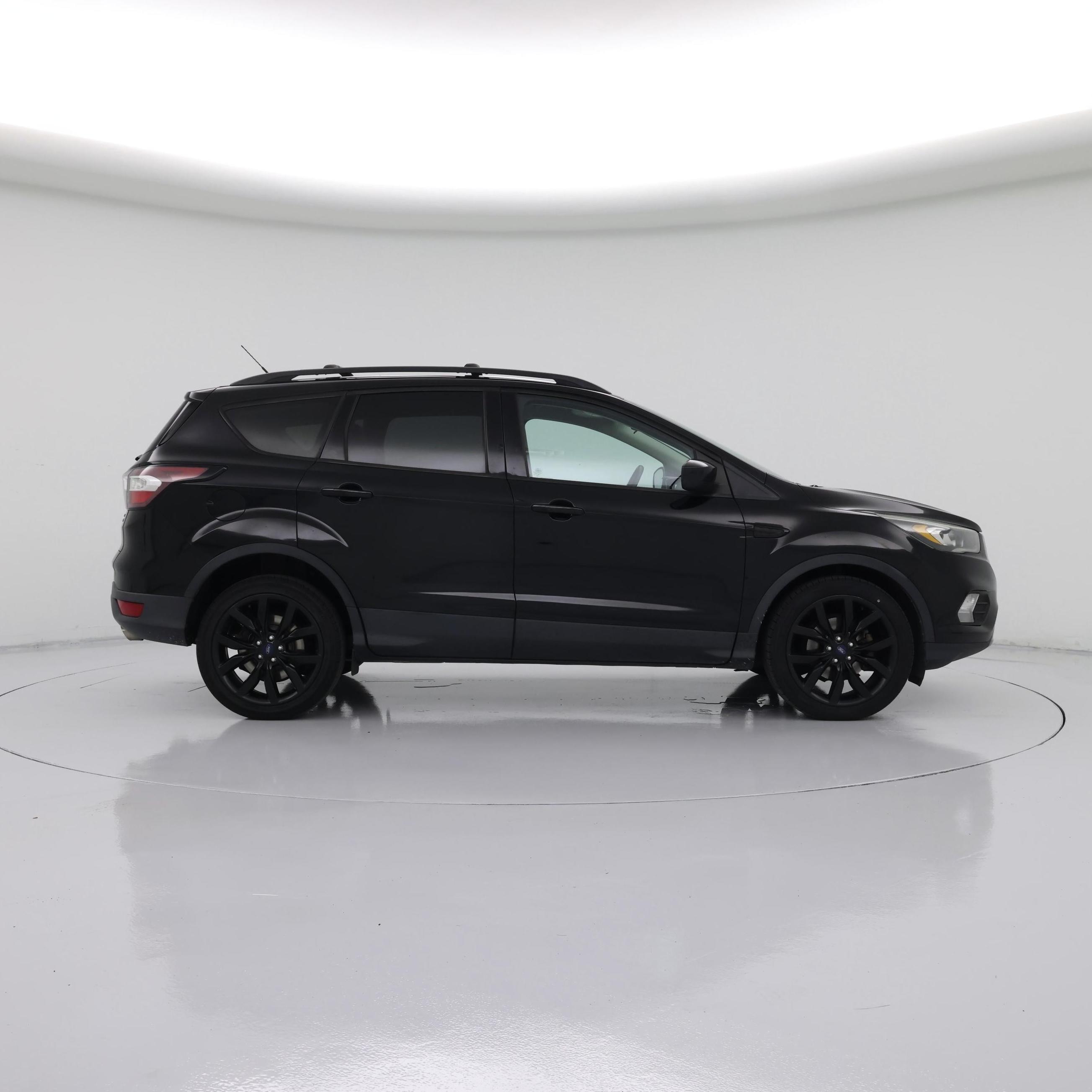 Thumbnail: 2017 Ford Escape - 7