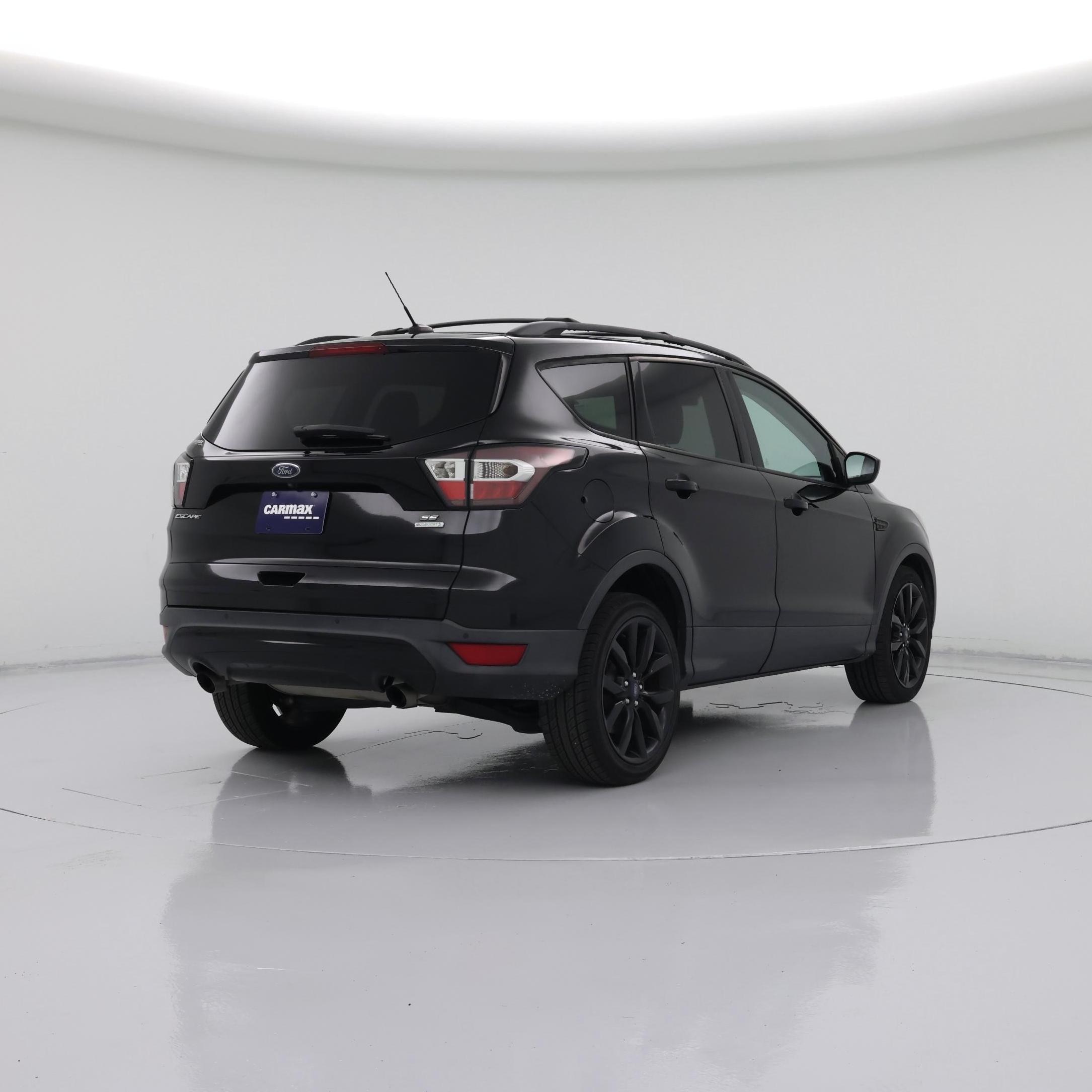 Thumbnail: 2017 Ford Escape - 8
