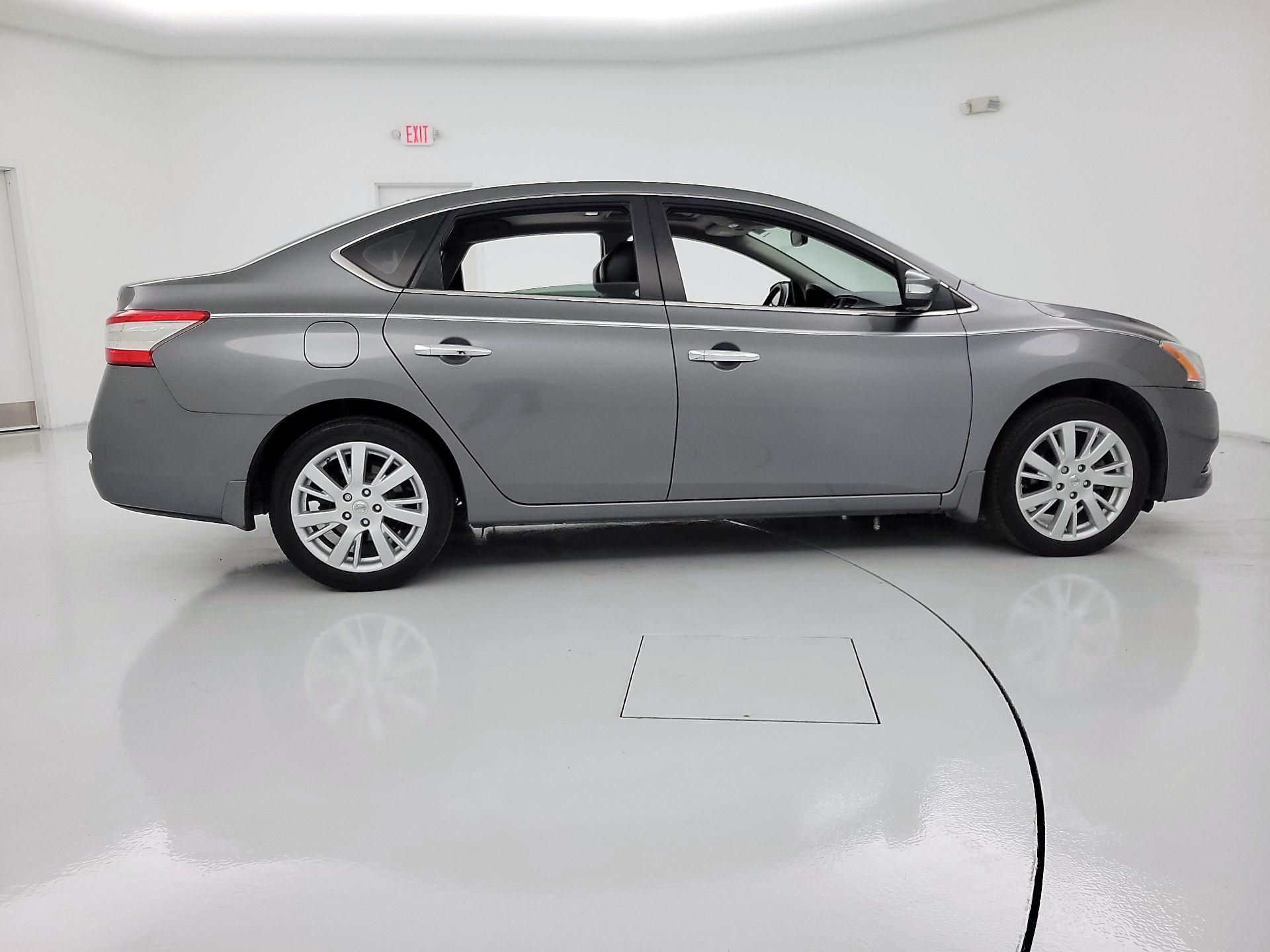 Thumbnail: 2015 Nissan Sentra - 4