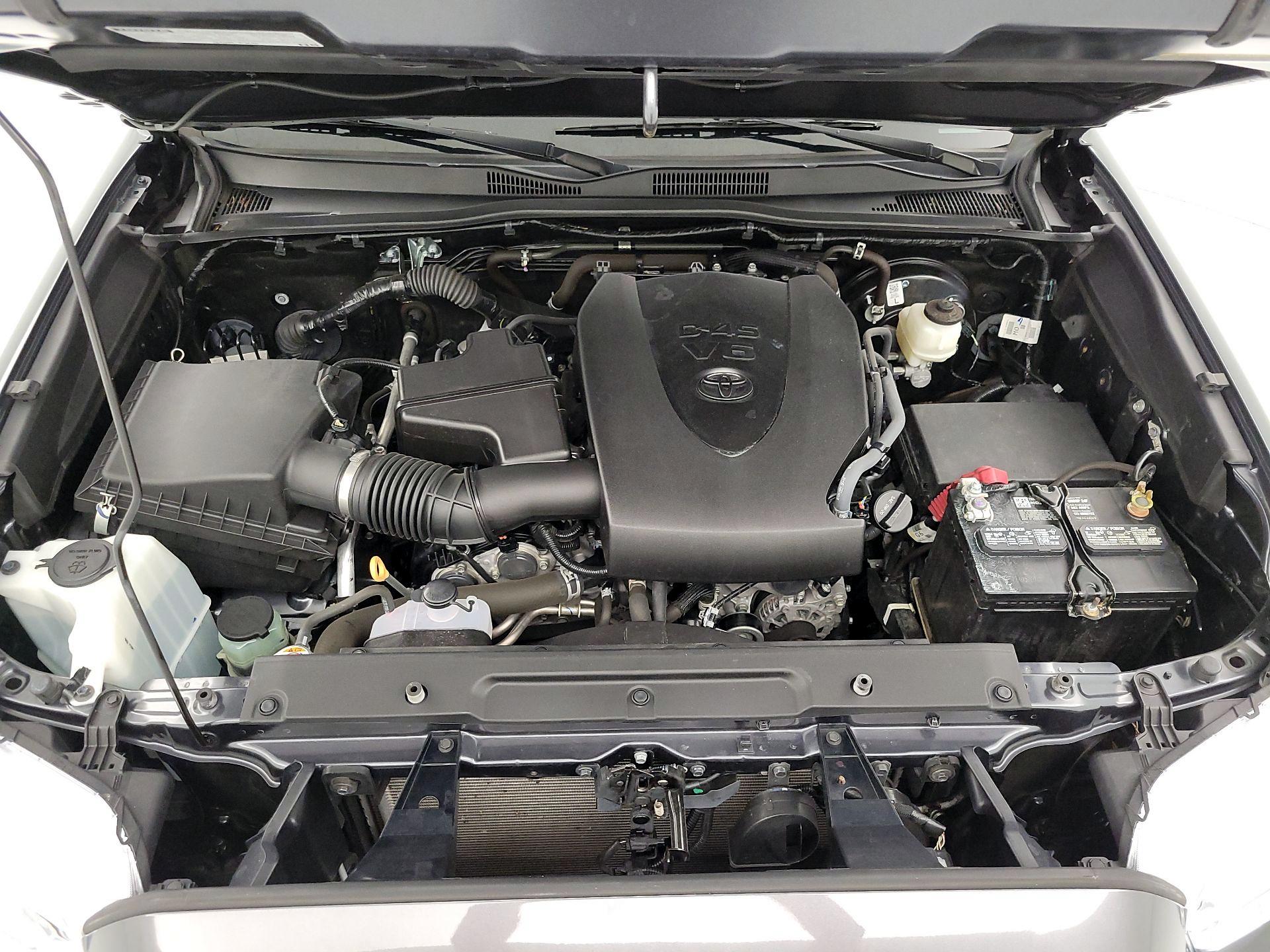 Thumbnail: 2022 Toyota Tacoma - 19
