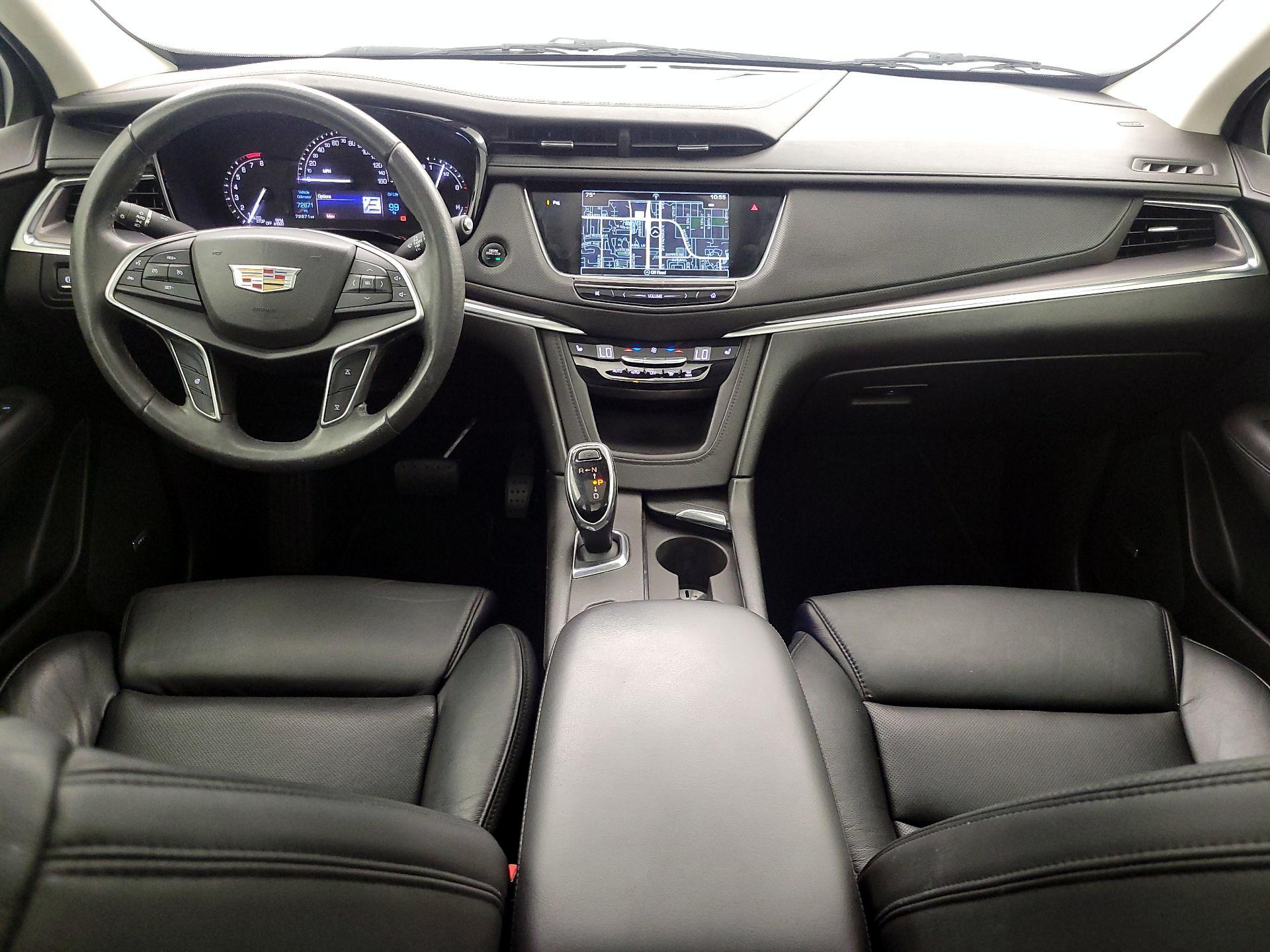 Thumbnail: 2017 Cadillac XT5 - 8