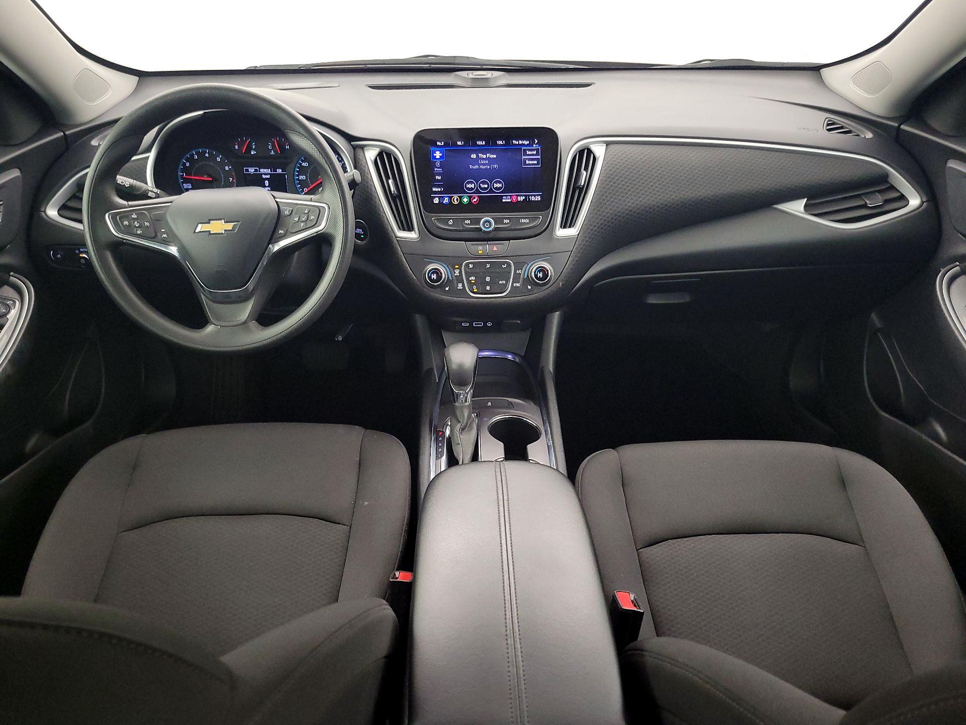 Thumbnail: 2023 Chevrolet Malibu - 9