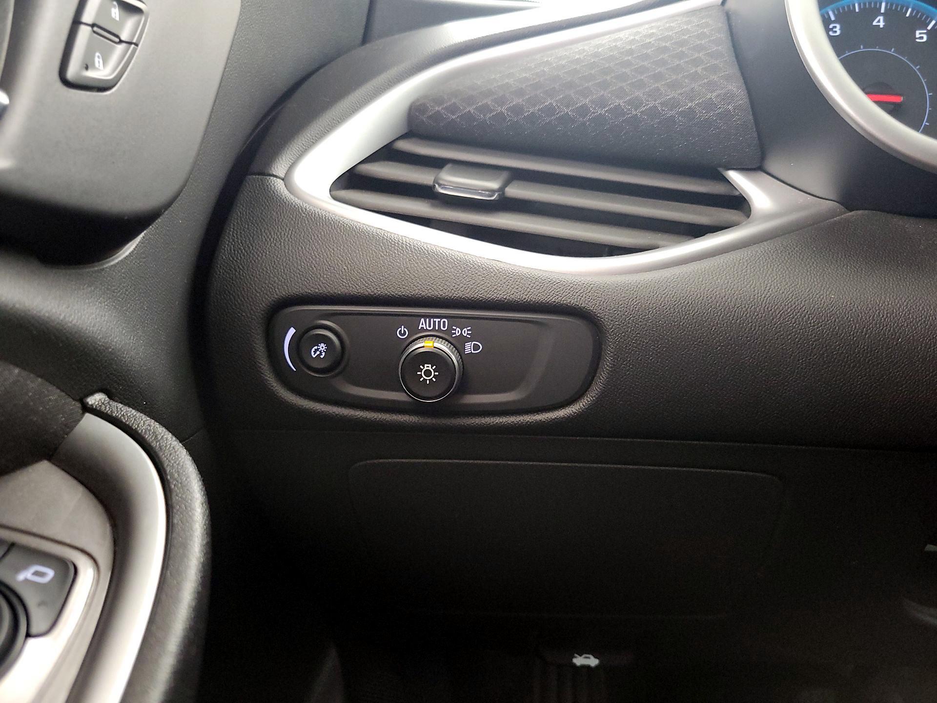 Thumbnail: 2023 Chevrolet Malibu - 13