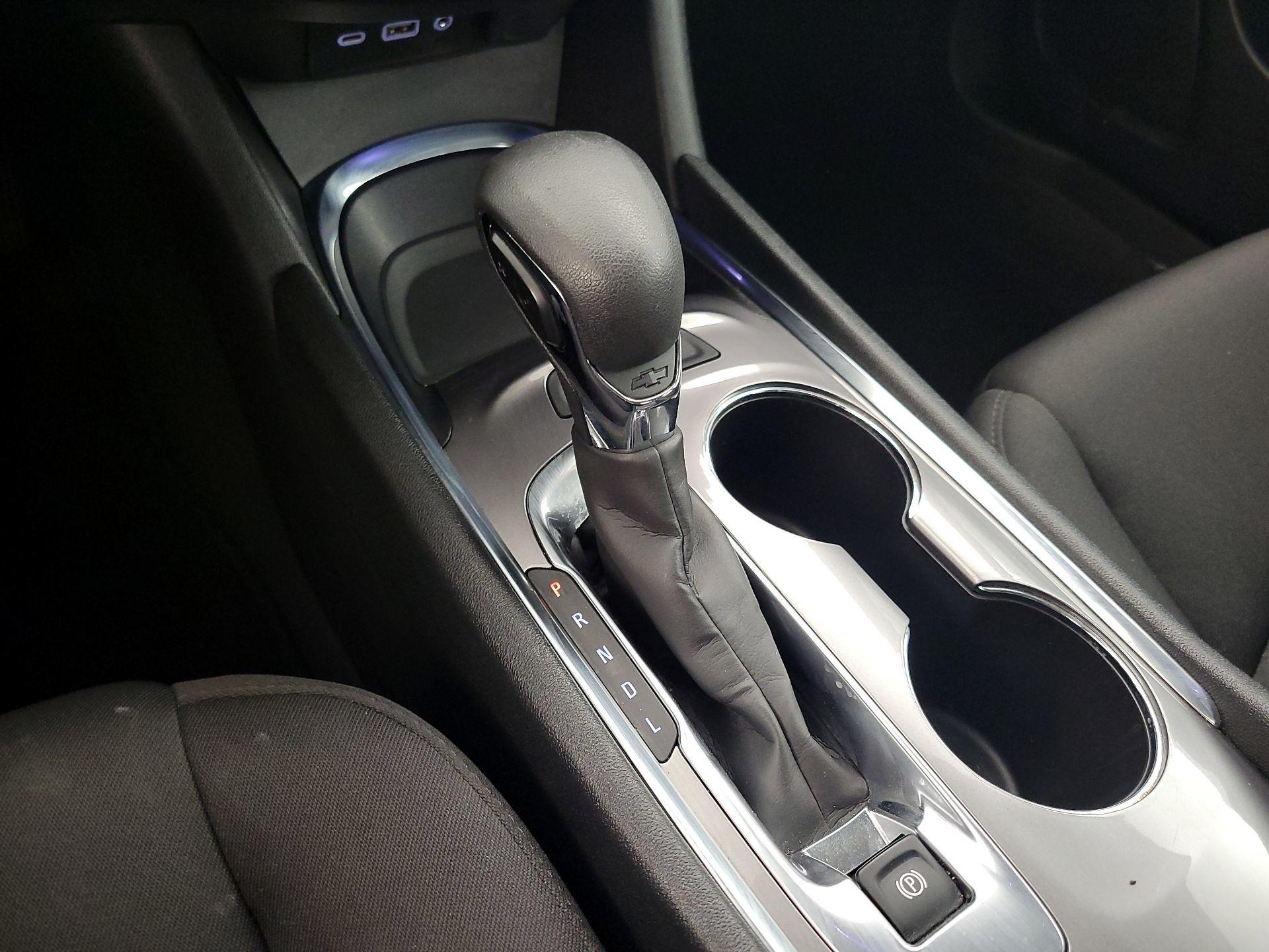 Thumbnail: 2023 Chevrolet Malibu - 17