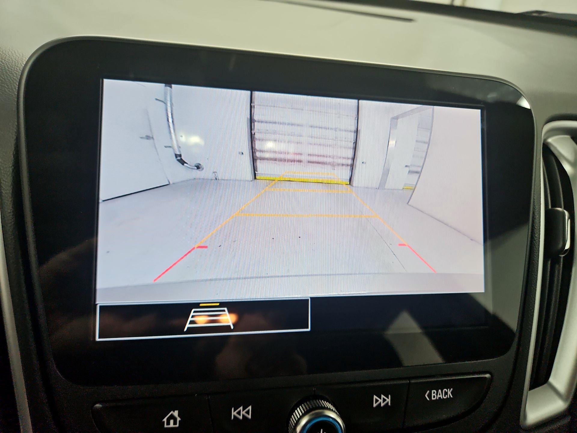 Thumbnail: 2023 Chevrolet Malibu - 14