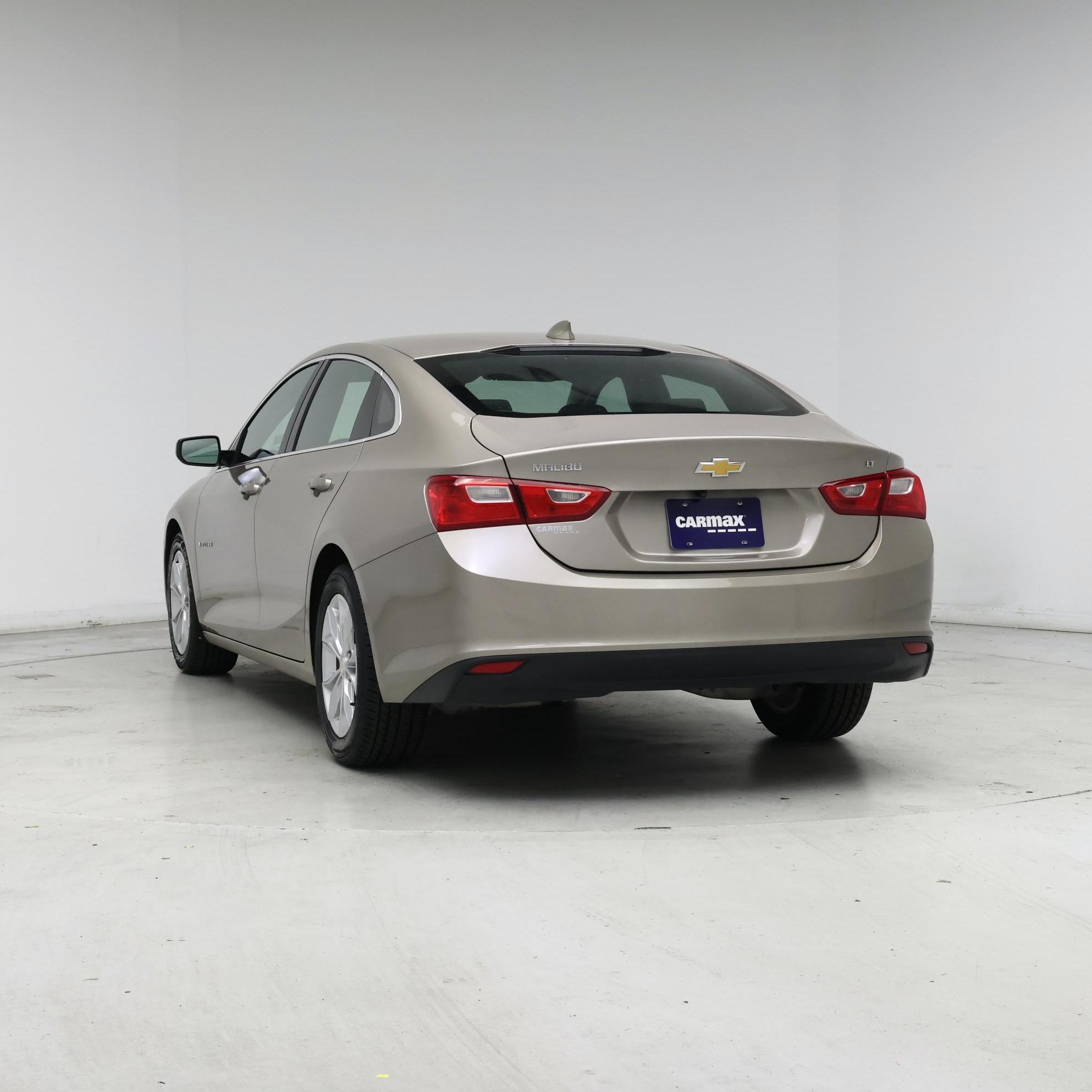 Thumbnail: 2023 Chevrolet Malibu - 6