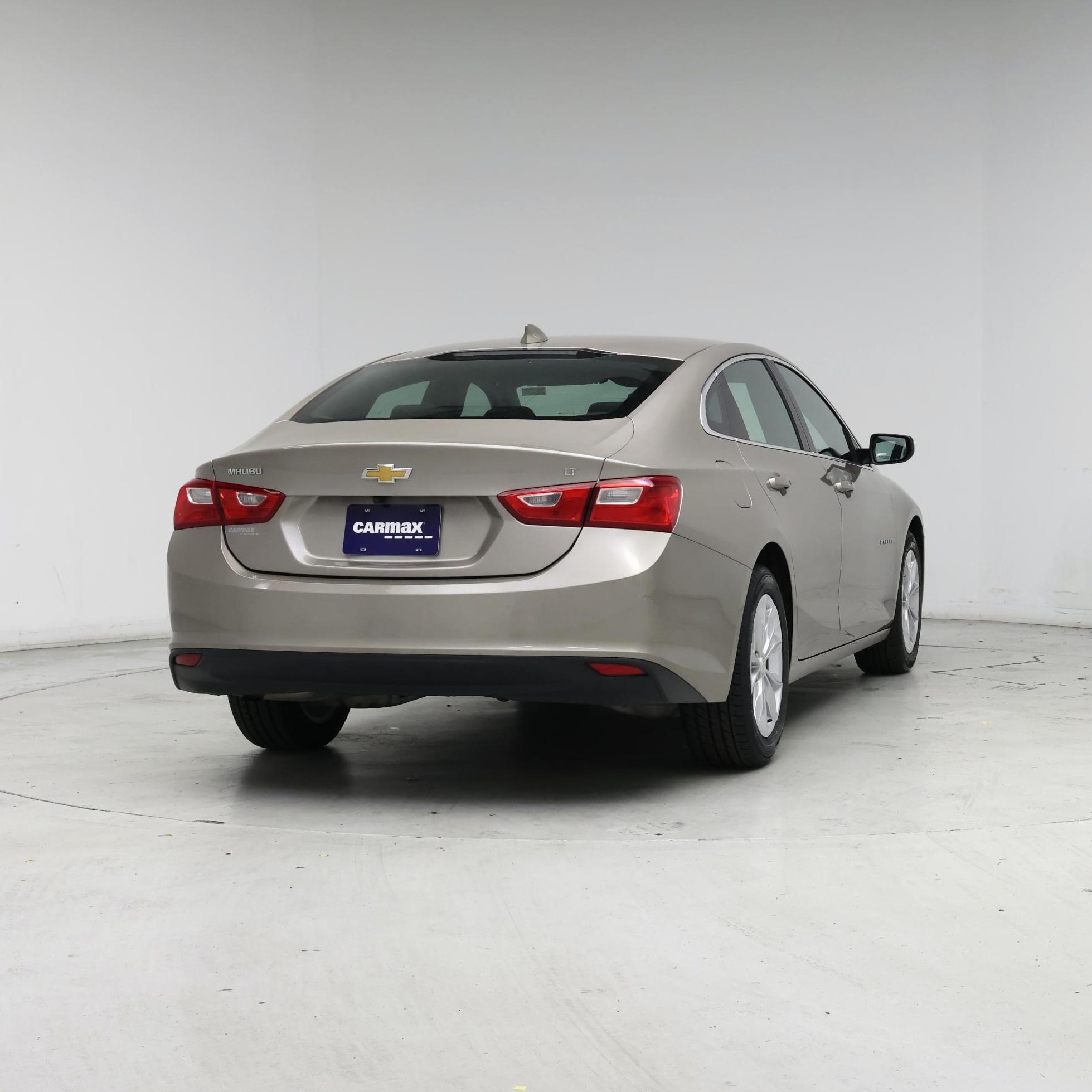 Thumbnail: 2023 Chevrolet Malibu - 8