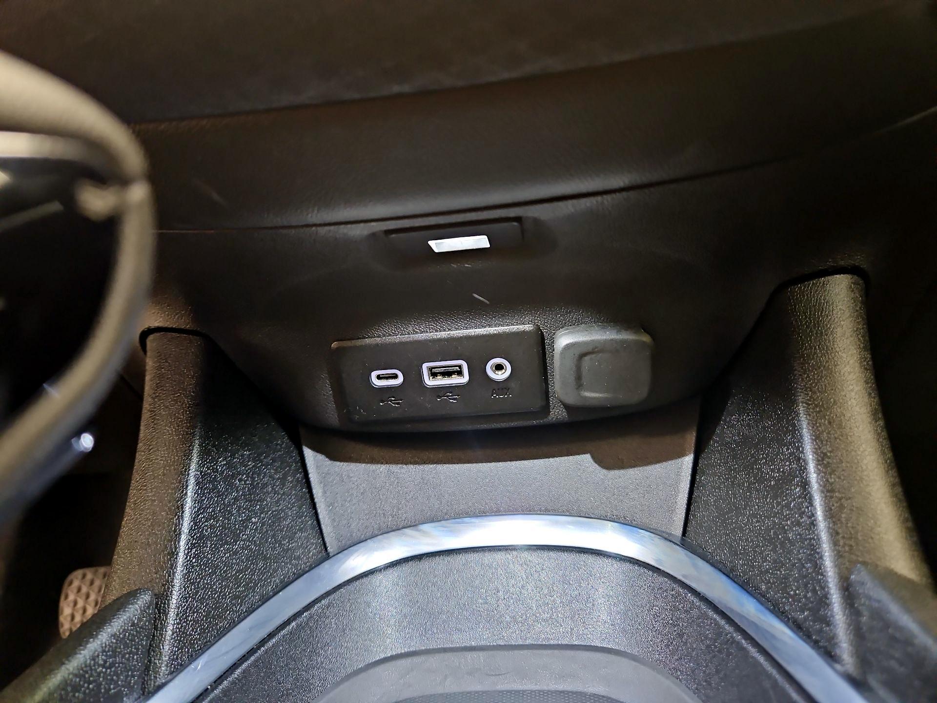 Thumbnail: 2024 Chevrolet Malibu - 18