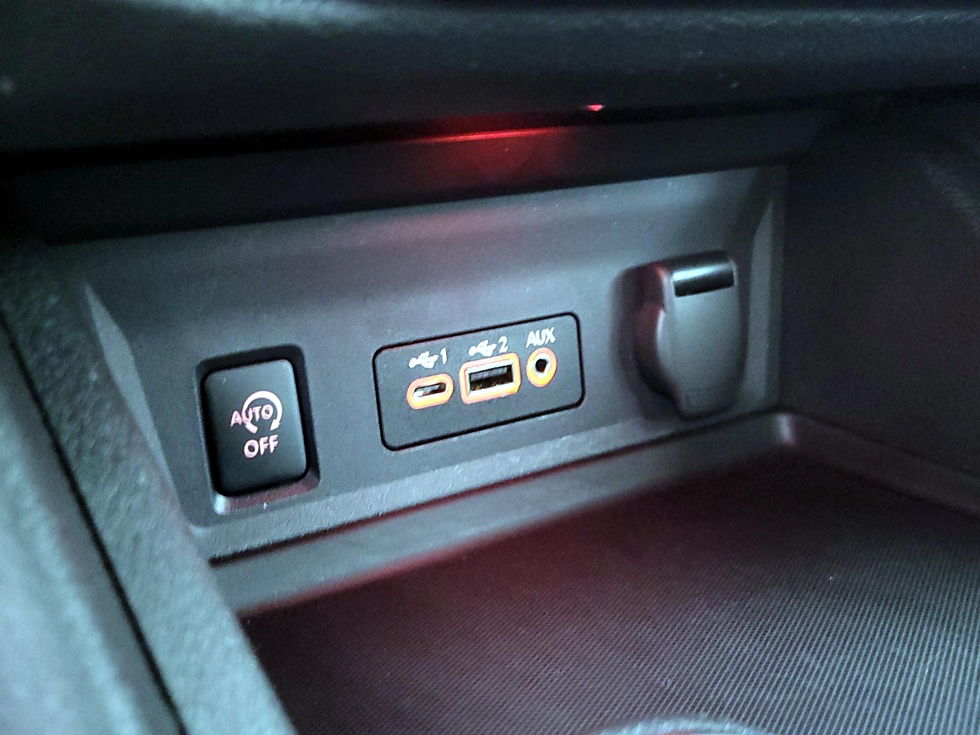 Thumbnail: 2024 Nissan Sentra - 18