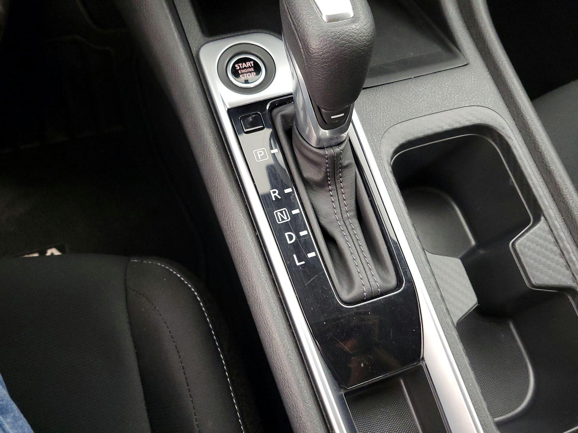 Thumbnail: 2024 Nissan Sentra - 15