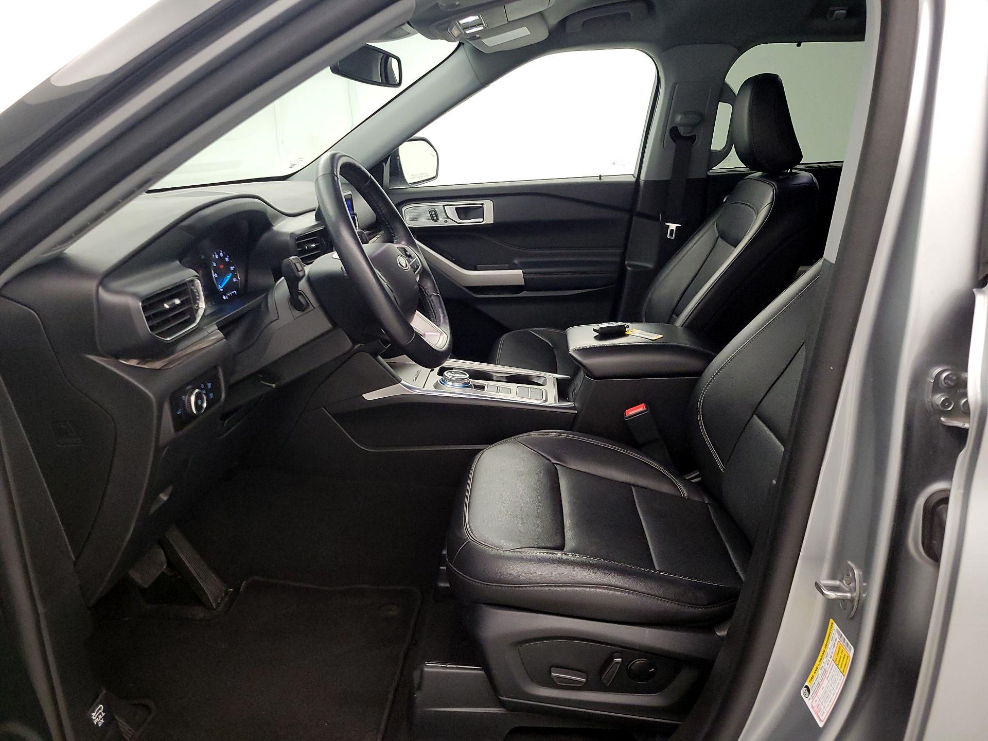 Thumbnail: 2023 Ford Explorer - 11