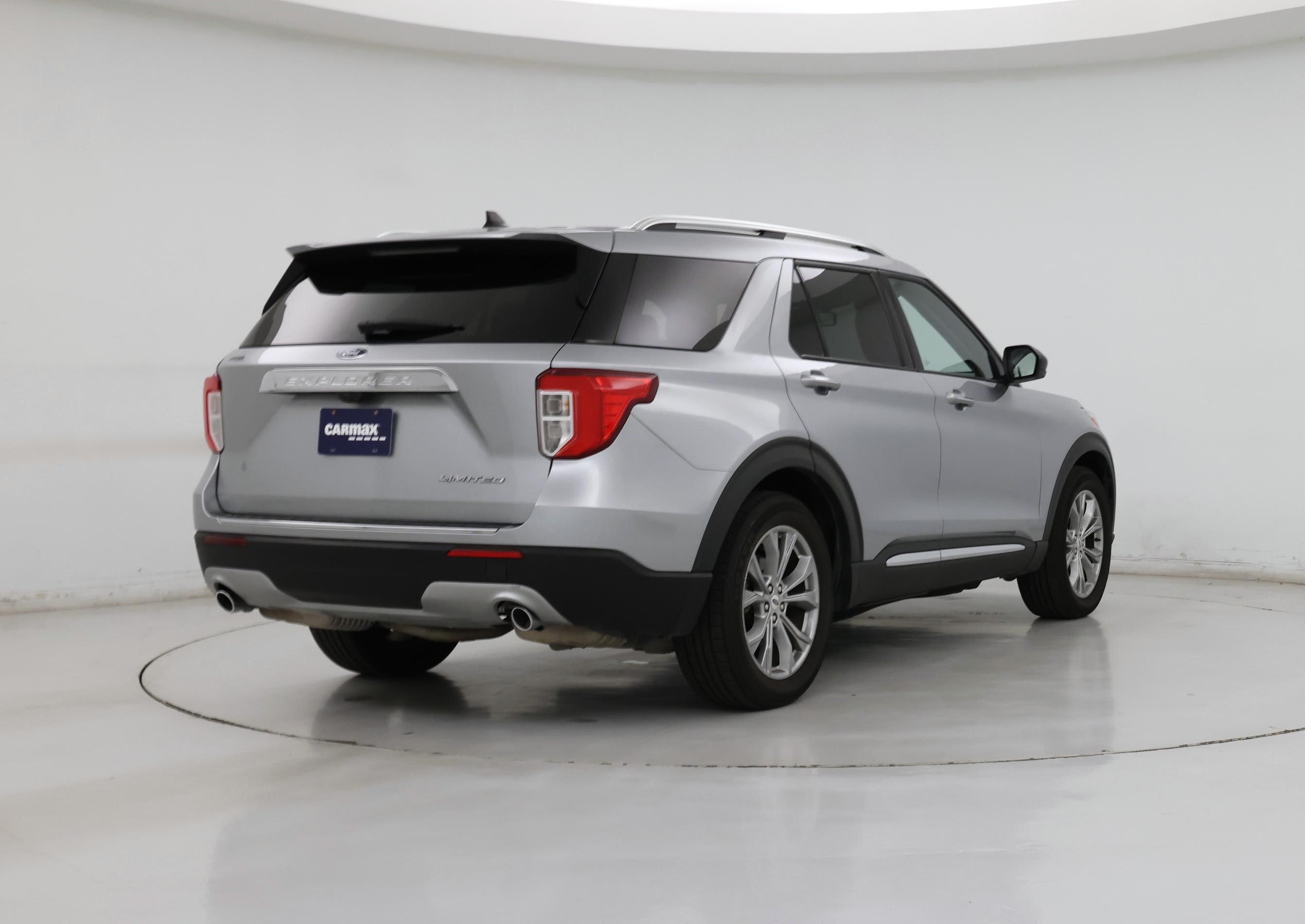 Thumbnail: 2023 Ford Explorer - 8