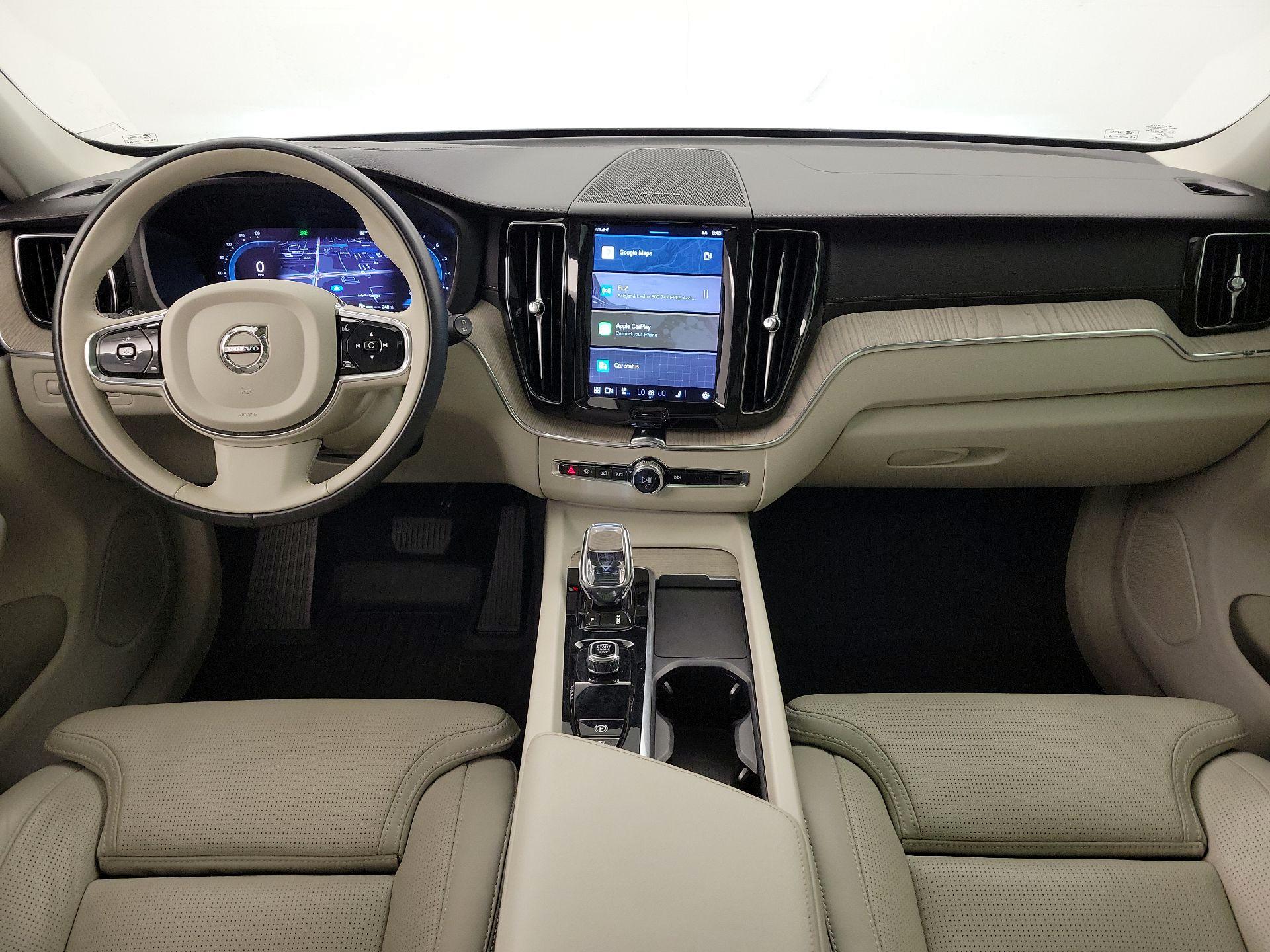 Thumbnail: 2022 Volvo XC60 - 9