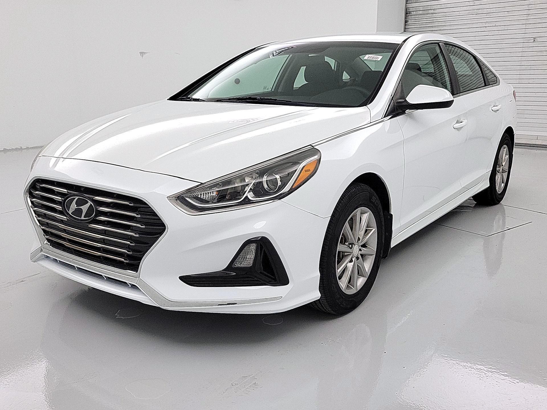 Thumbnail: 2019 Hyundai Sonata - 3