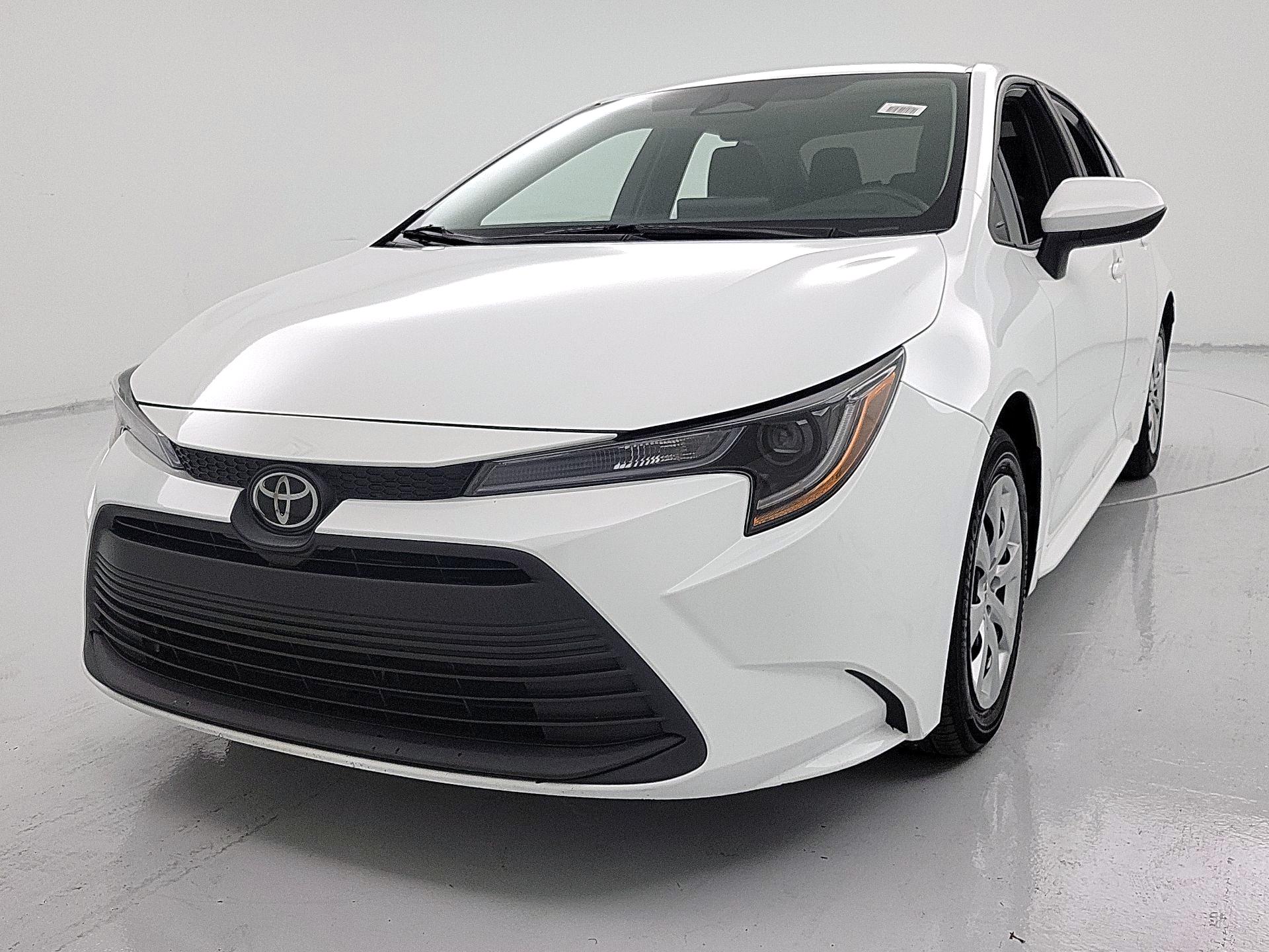 Thumbnail: 2023 Toyota Corolla - 3