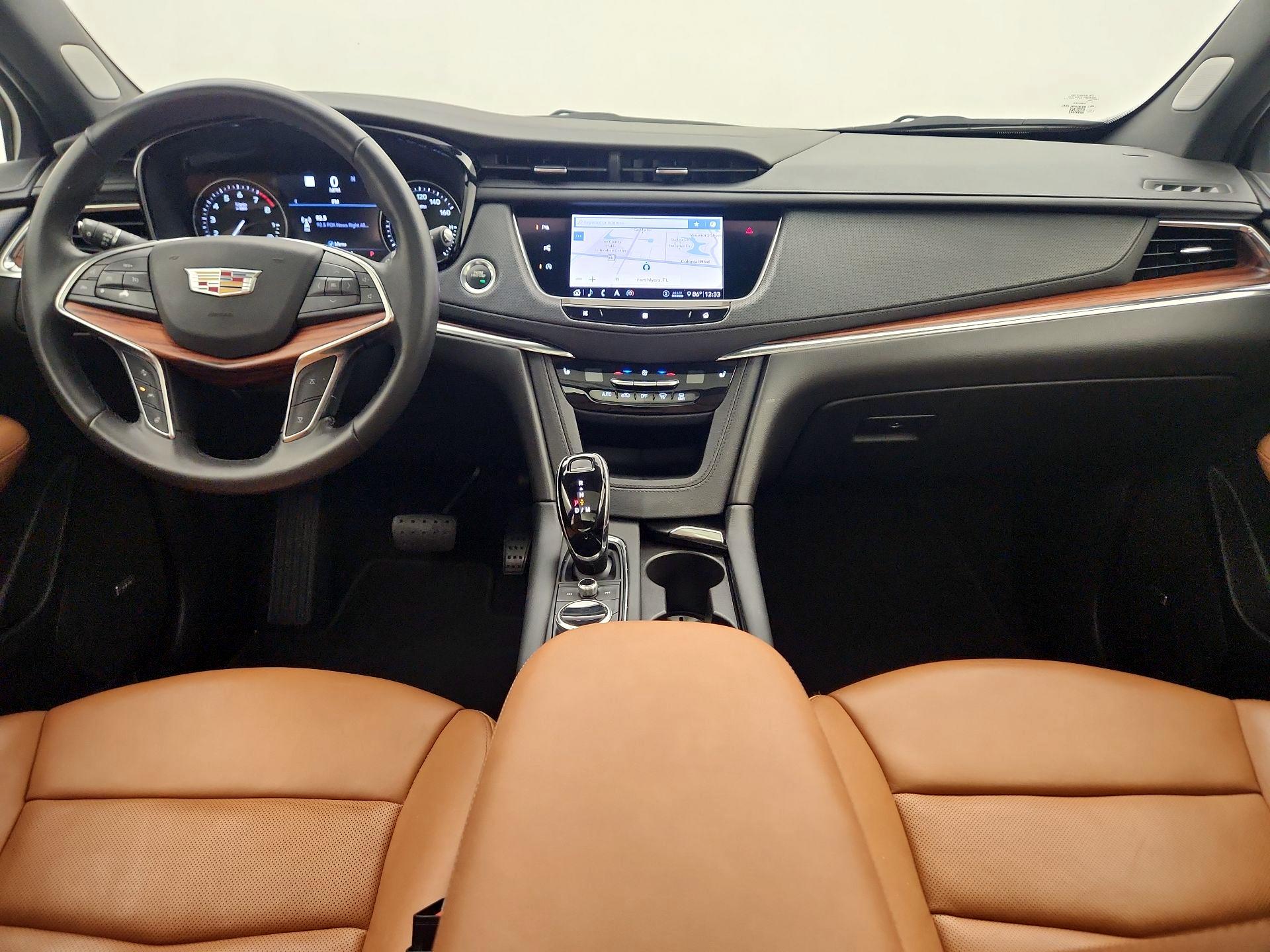 Thumbnail: 2020 Cadillac XT5 - 9