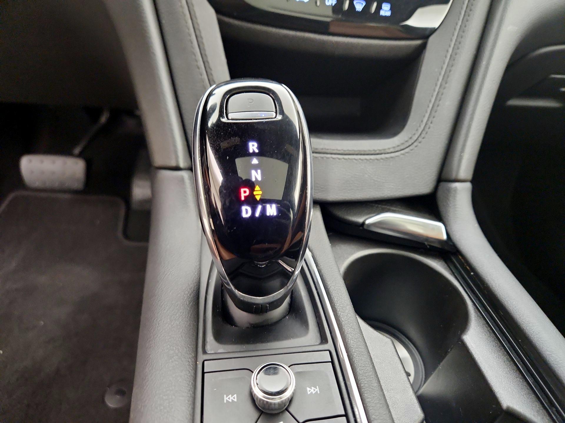 Thumbnail: 2020 Cadillac XT5 - 18