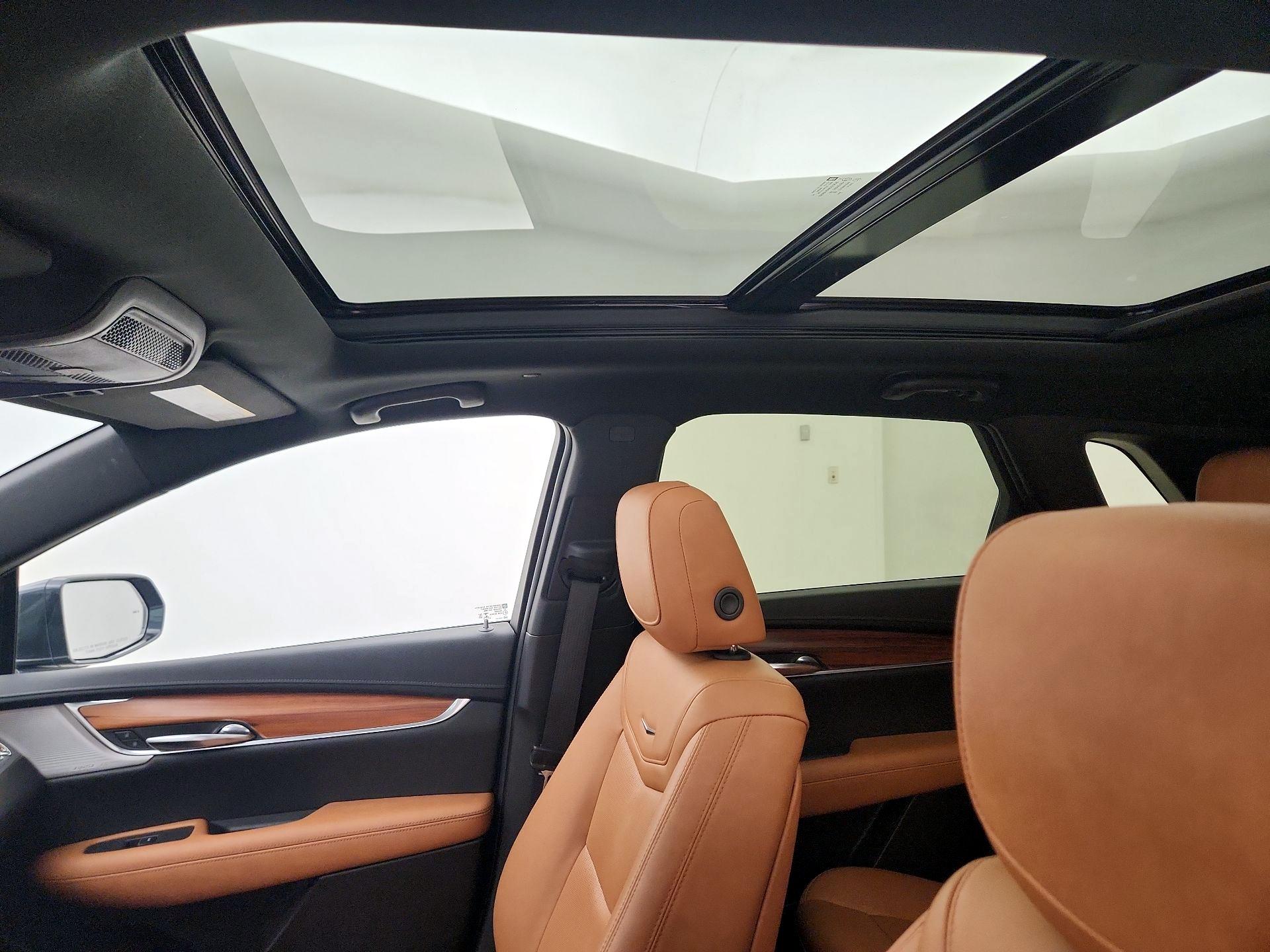 Thumbnail: 2020 Cadillac XT5 - 20