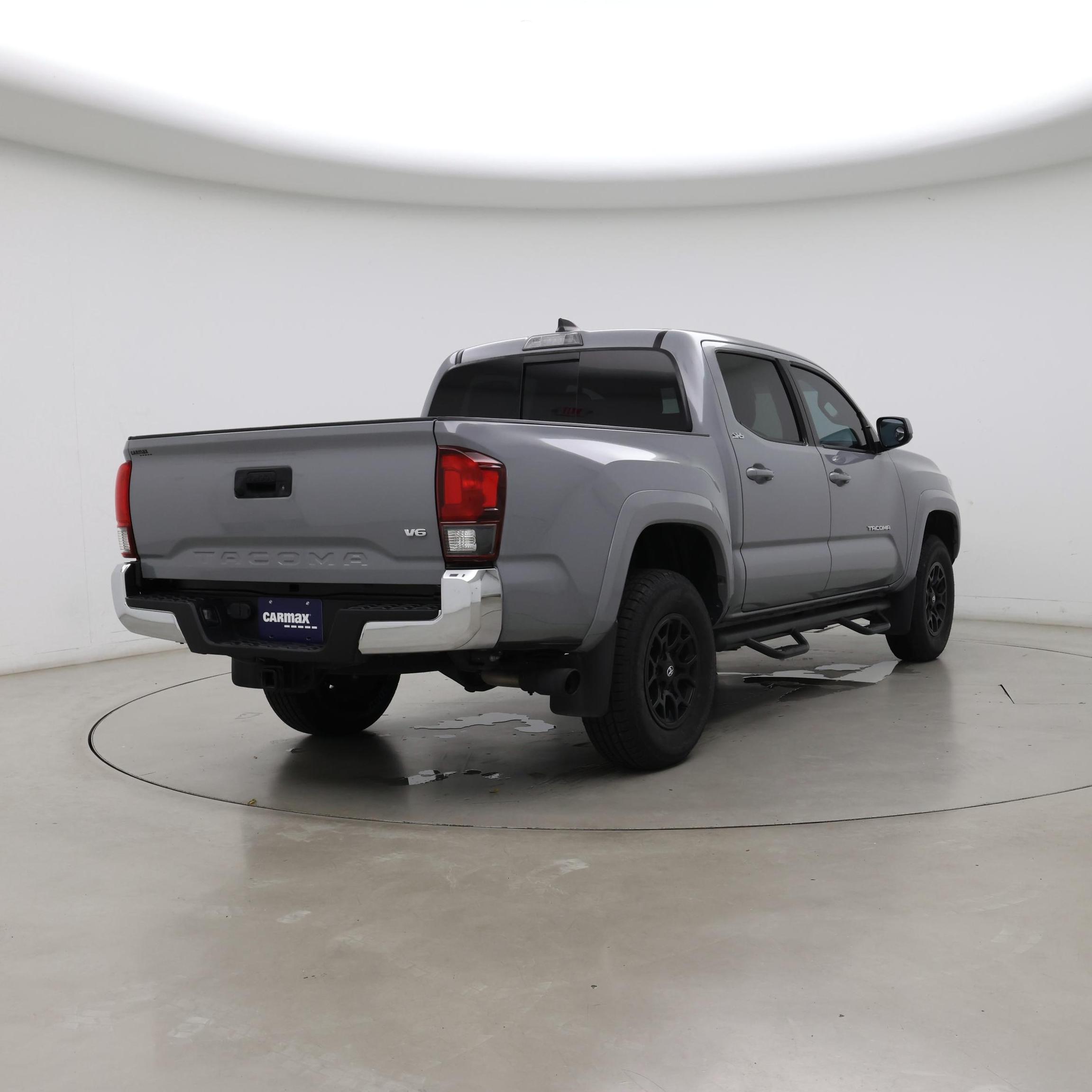 Thumbnail: 2020 Toyota Tacoma - 8