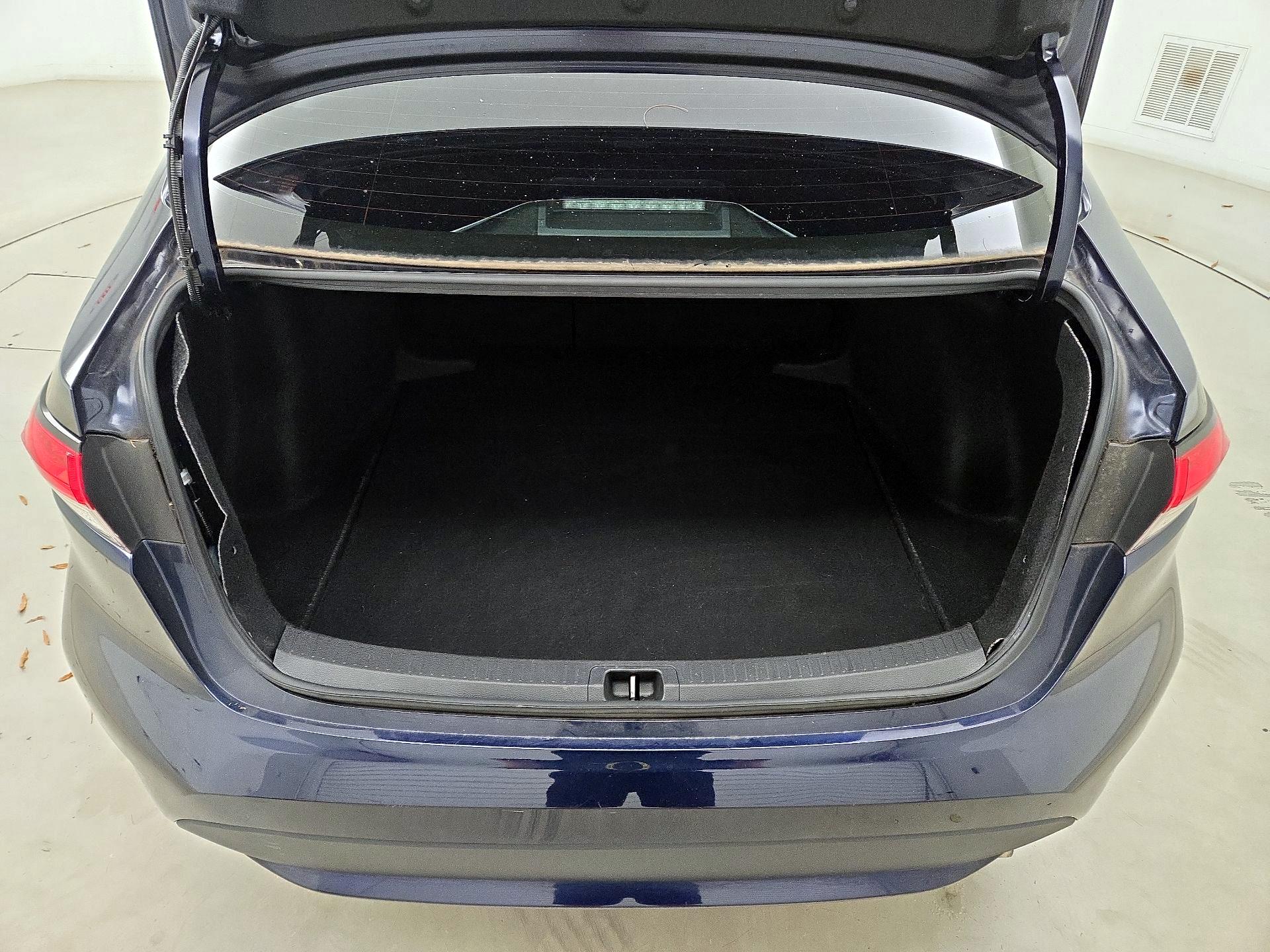 Thumbnail: 2022 Toyota Corolla - 20