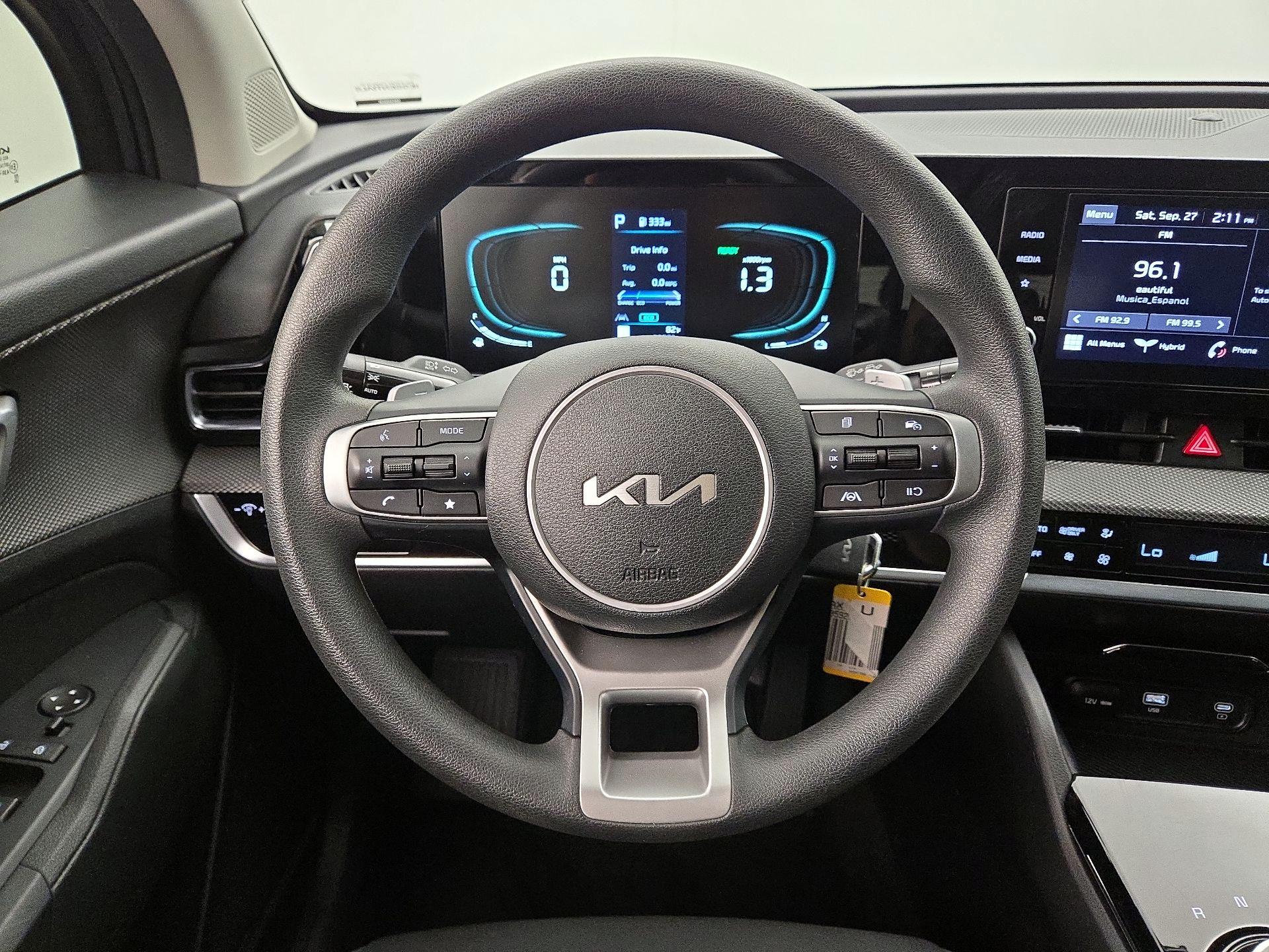 Thumbnail: 2023 Kia Sportage - 10