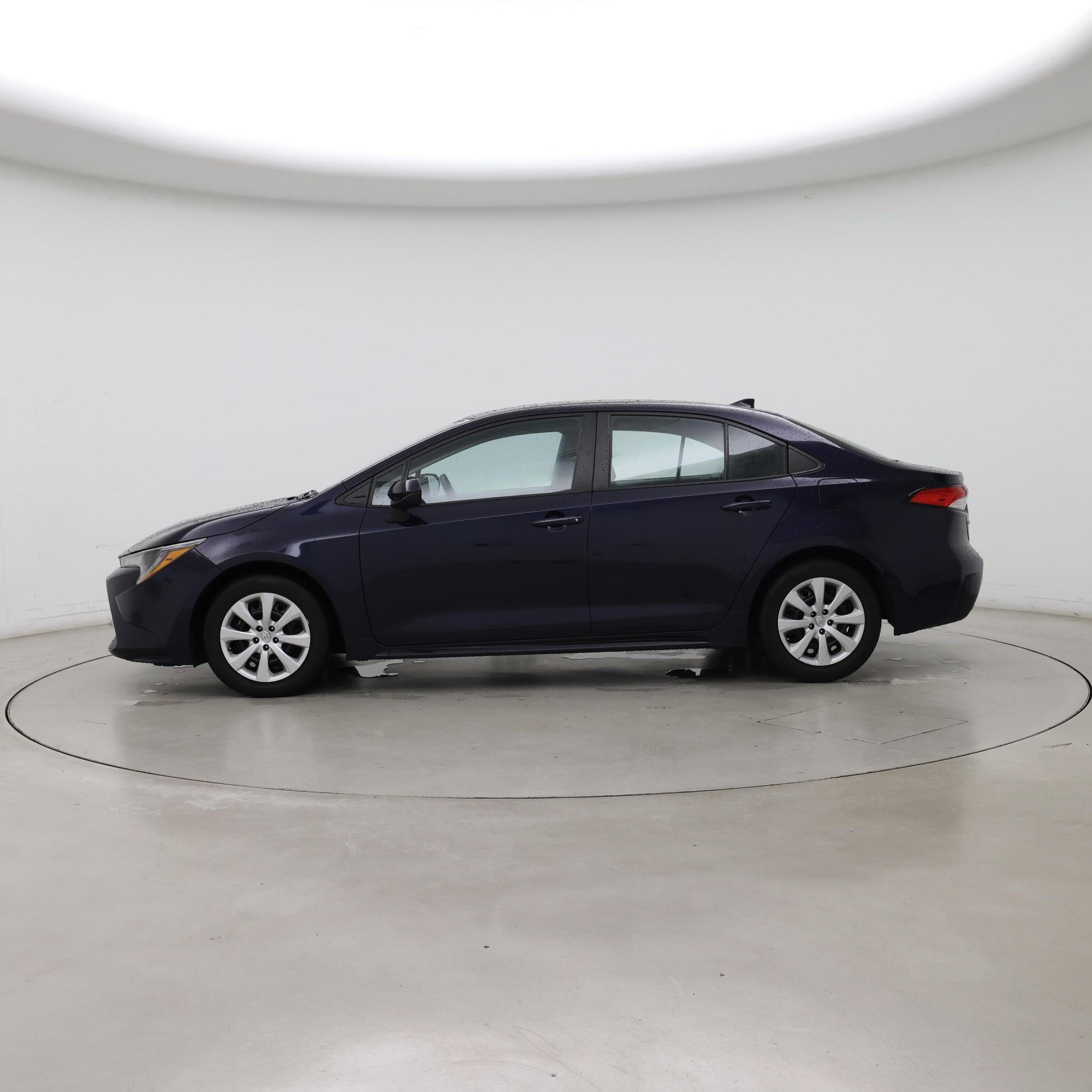 Thumbnail: 2022 Toyota Corolla - 3