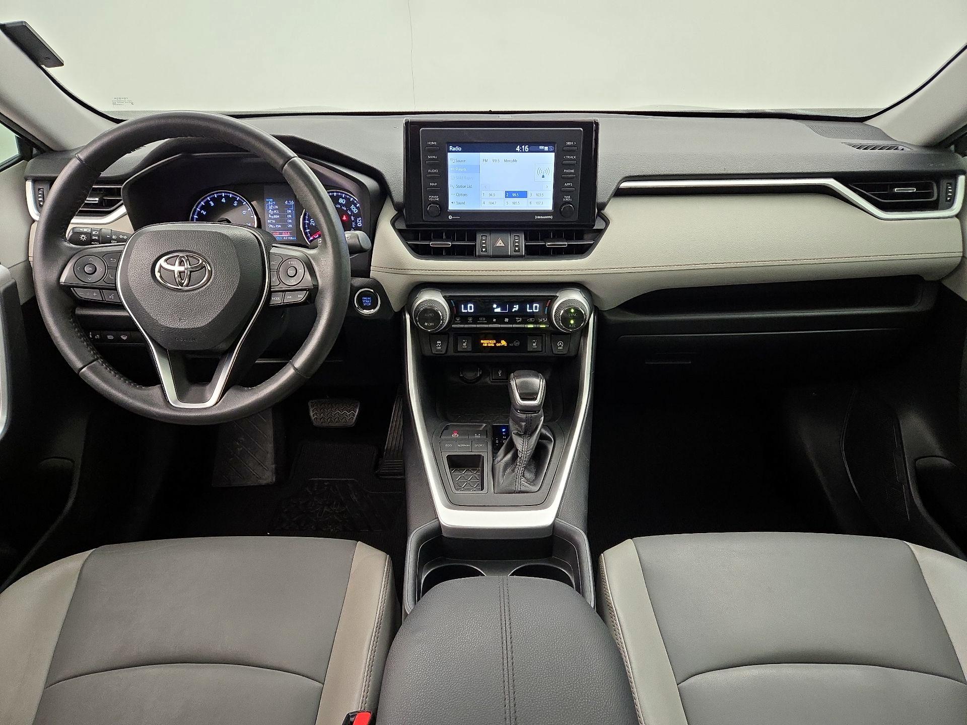 Thumbnail: 2020 Toyota RAV4 - 9