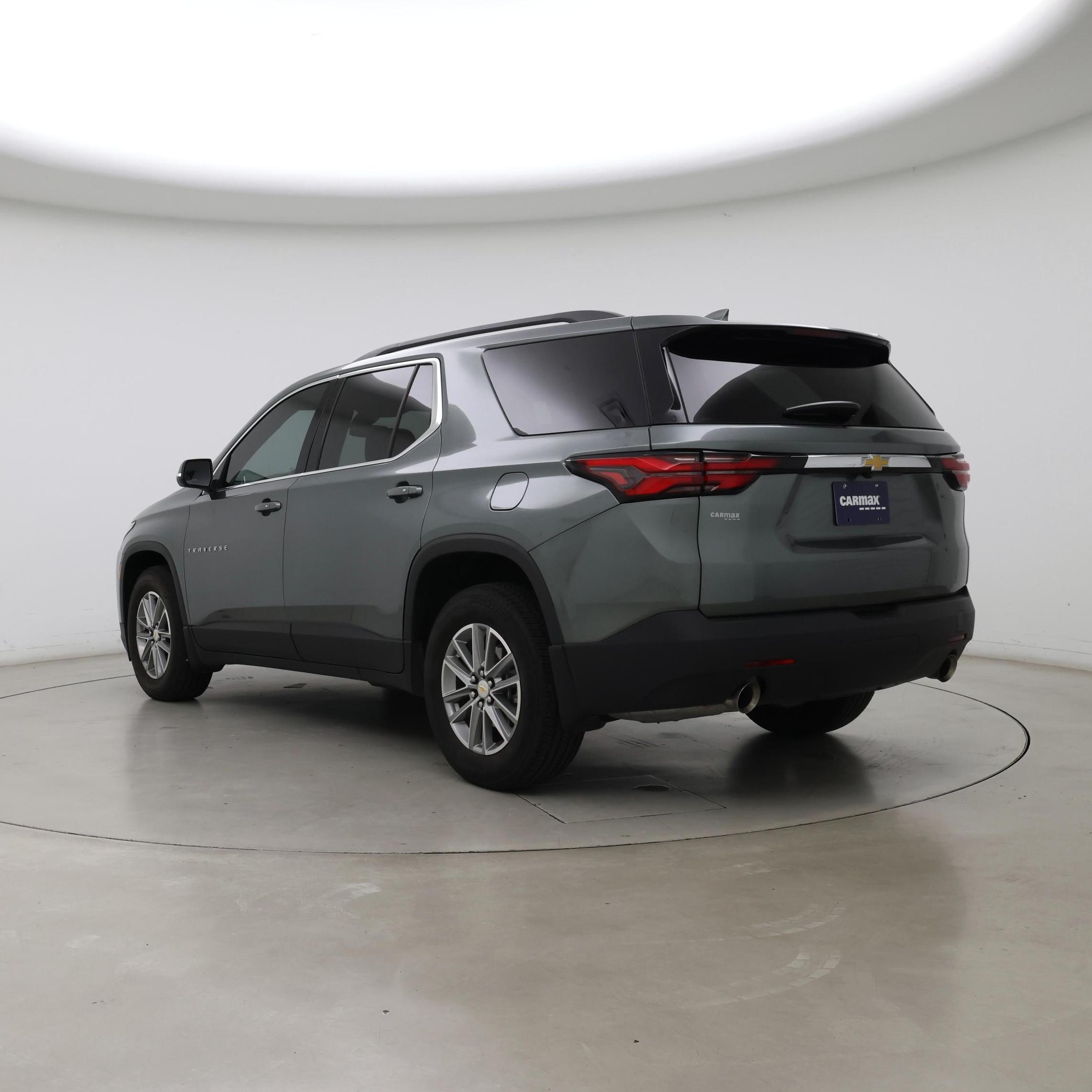 Thumbnail: 2023 Chevrolet Traverse - 2