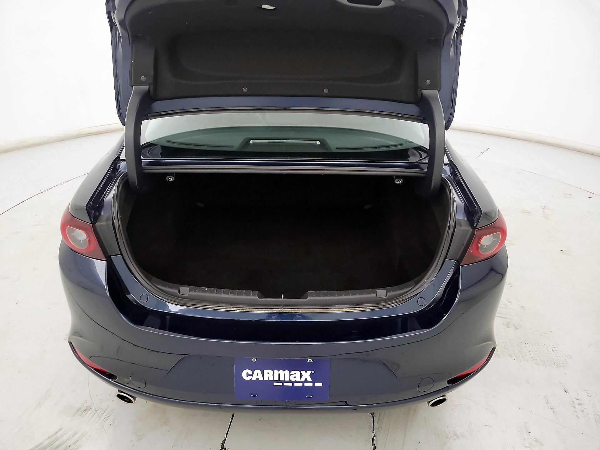 Thumbnail: 2024 Mazda Mazda3 - 17