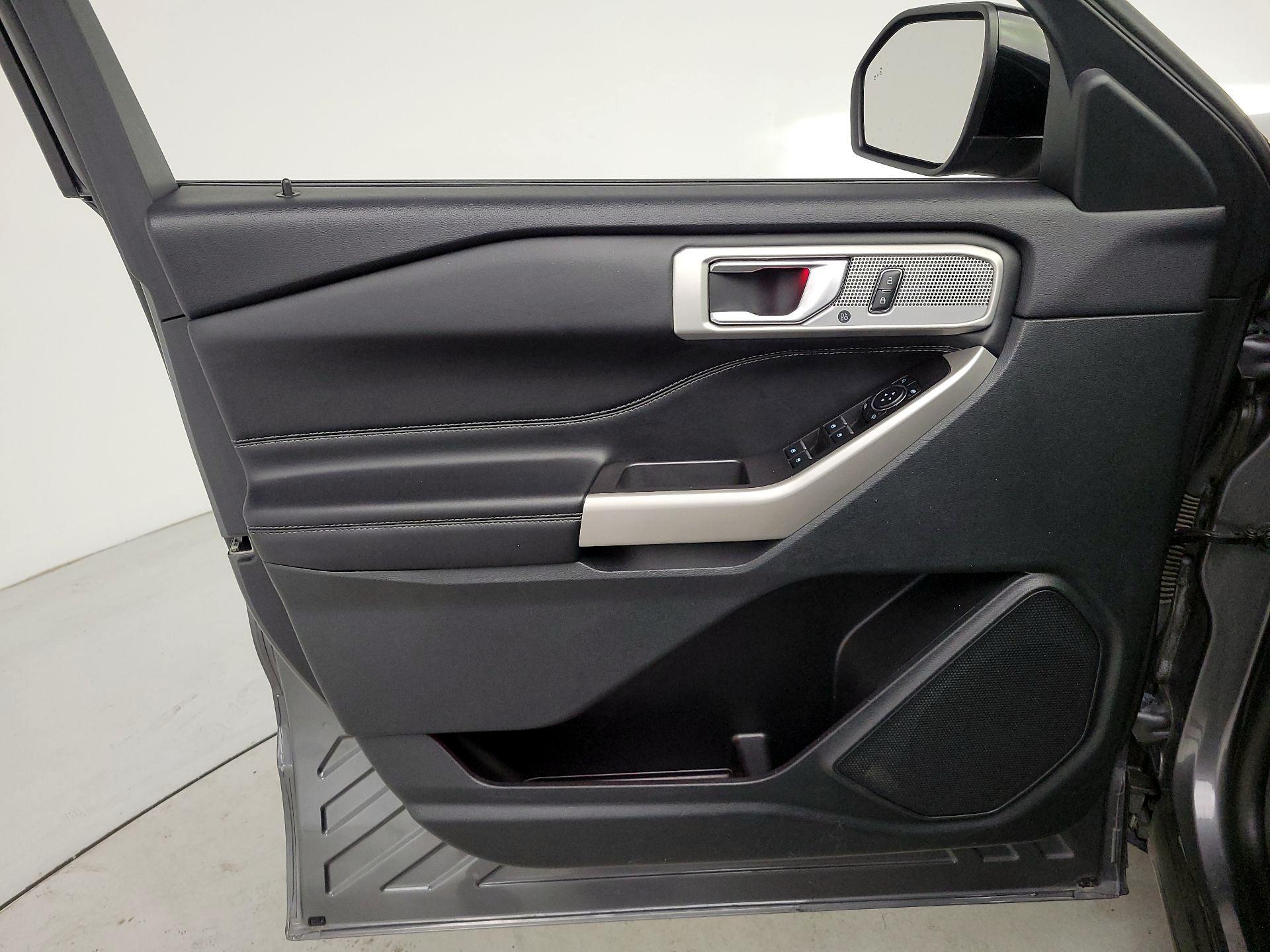 Thumbnail: 2023 Ford Explorer - 12