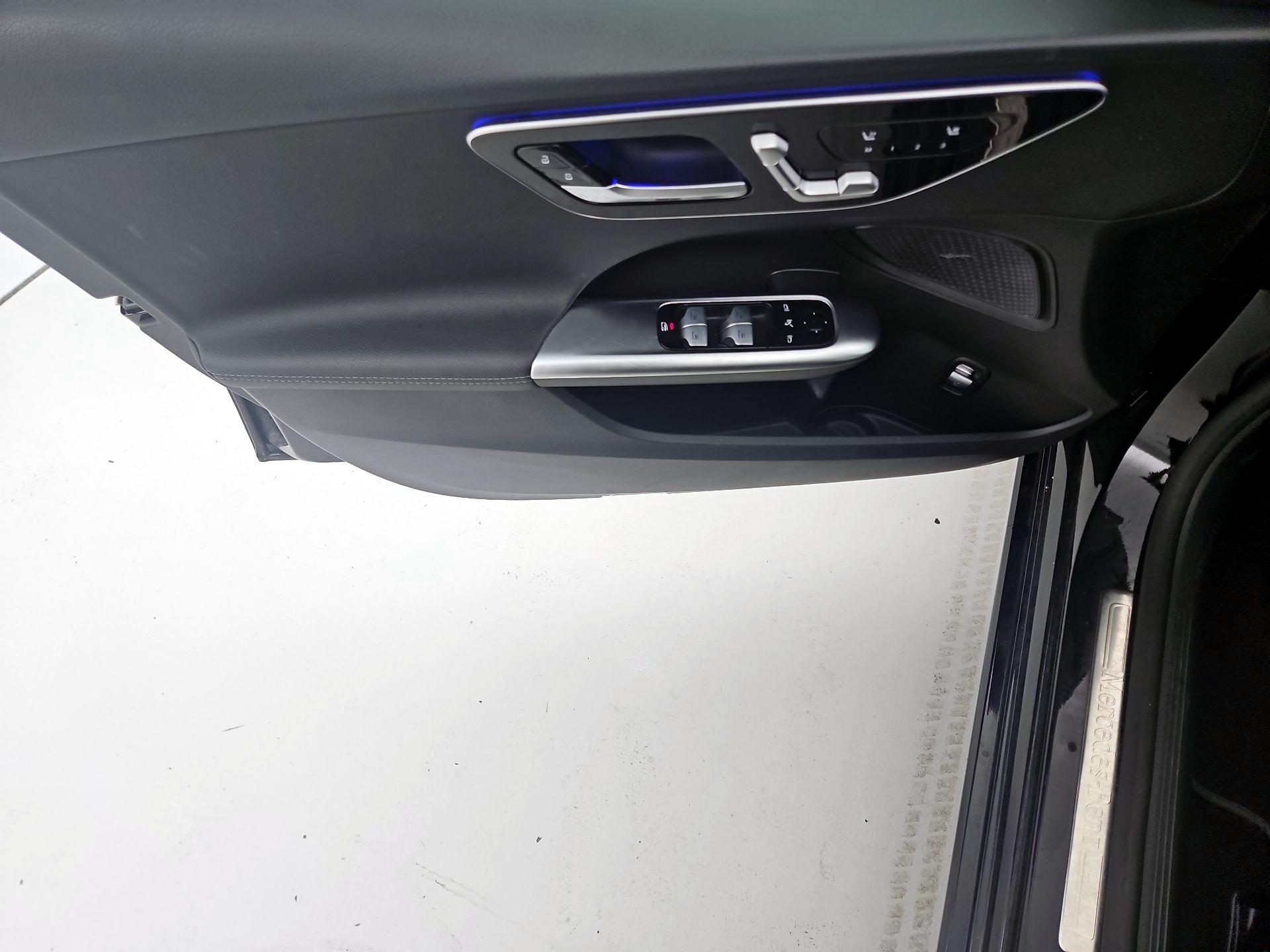 Thumbnail: 2024 Mercedes-Benz C-Class - 12