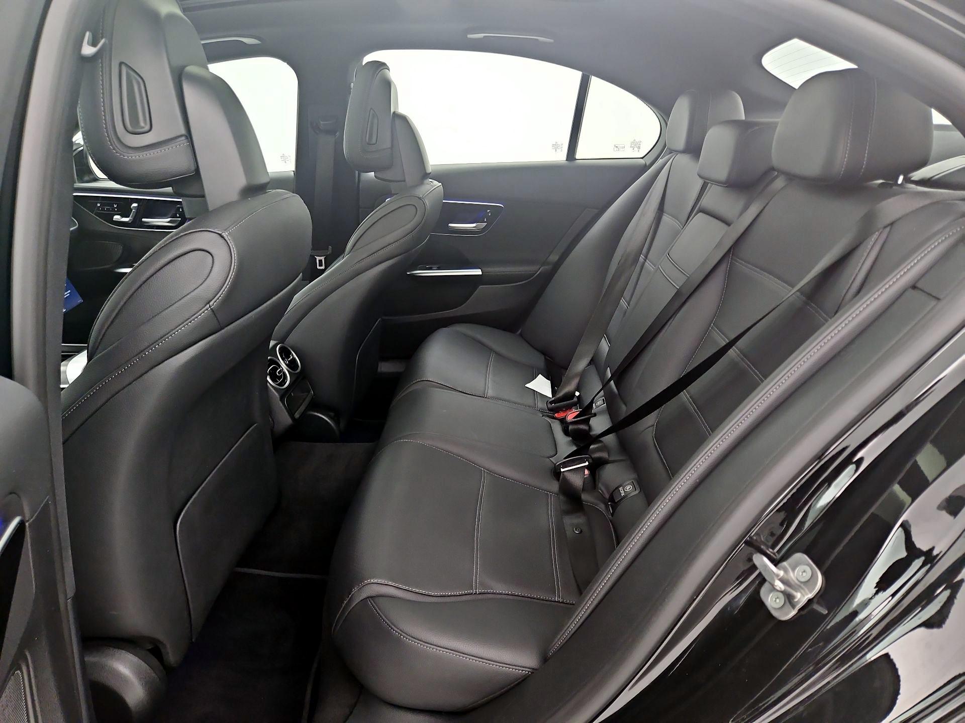 Thumbnail: 2024 Mercedes-Benz C-Class - 20