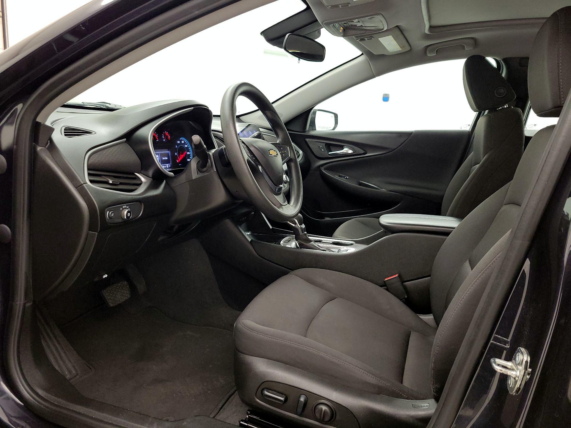 Thumbnail: 2023 Chevrolet Malibu - 11