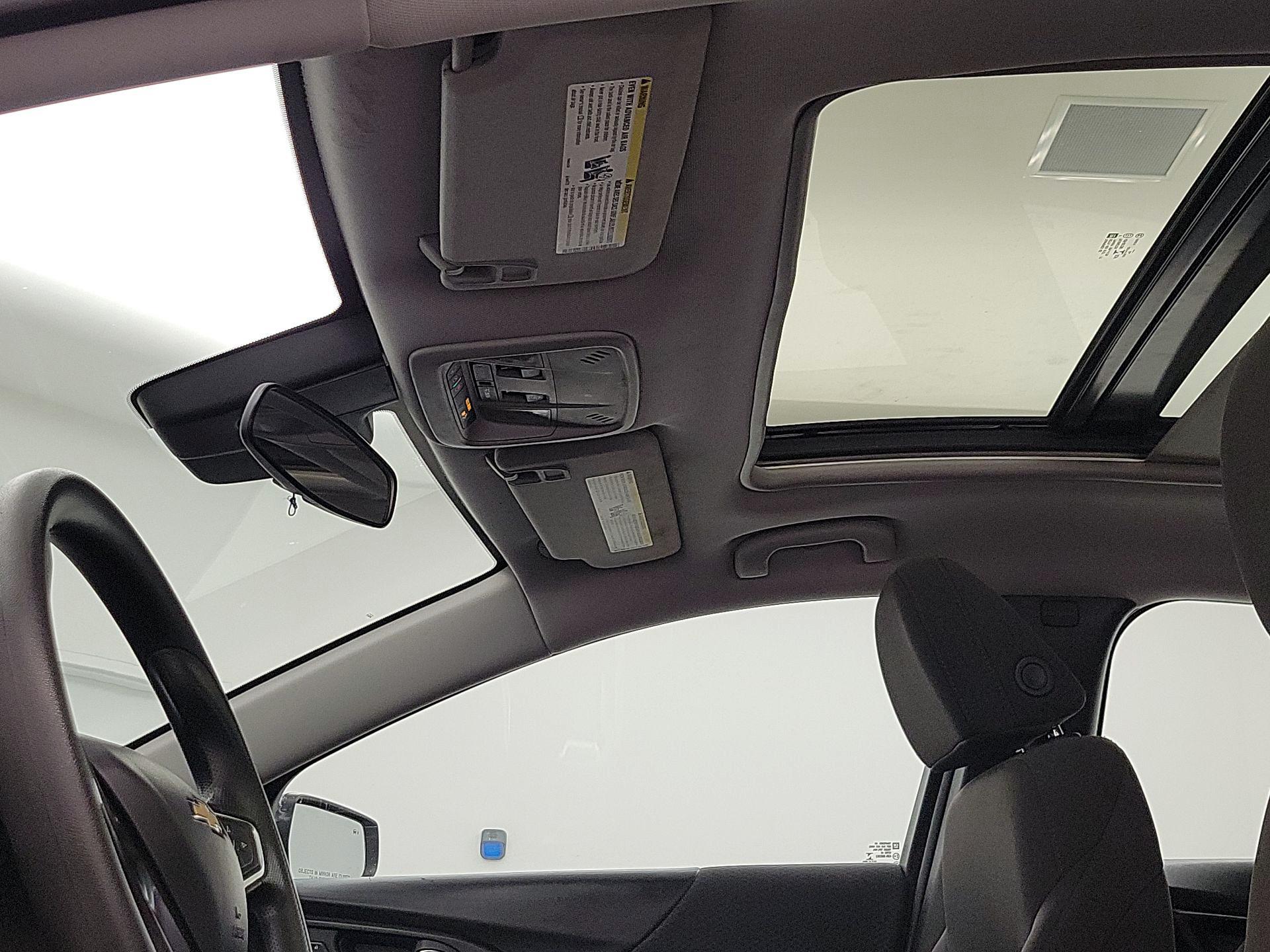 Thumbnail: 2023 Chevrolet Malibu - 19