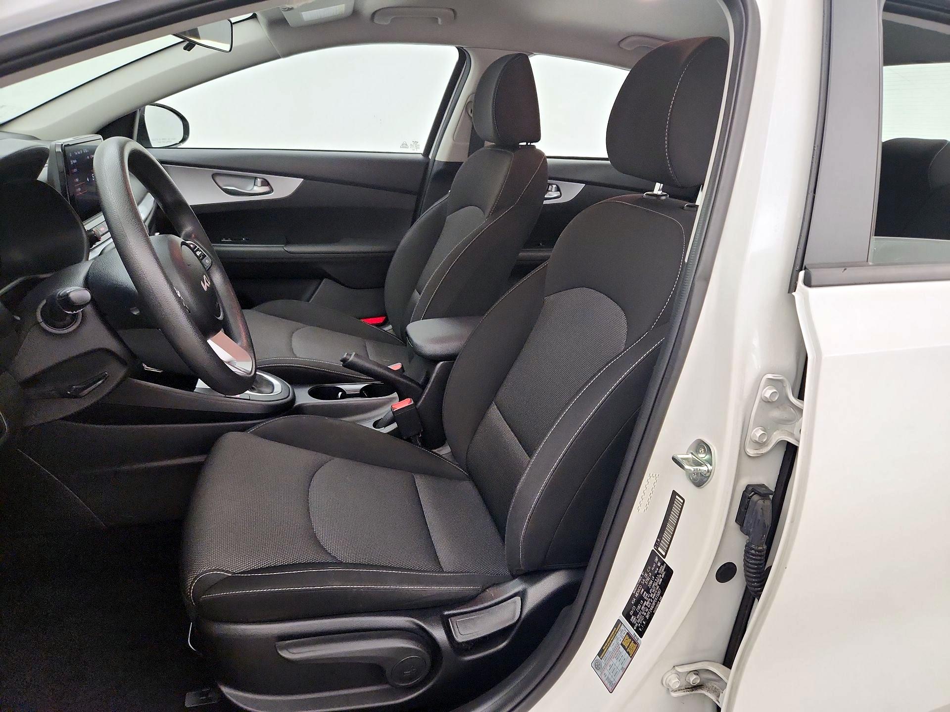 Thumbnail: 2023 Kia Forte - 11