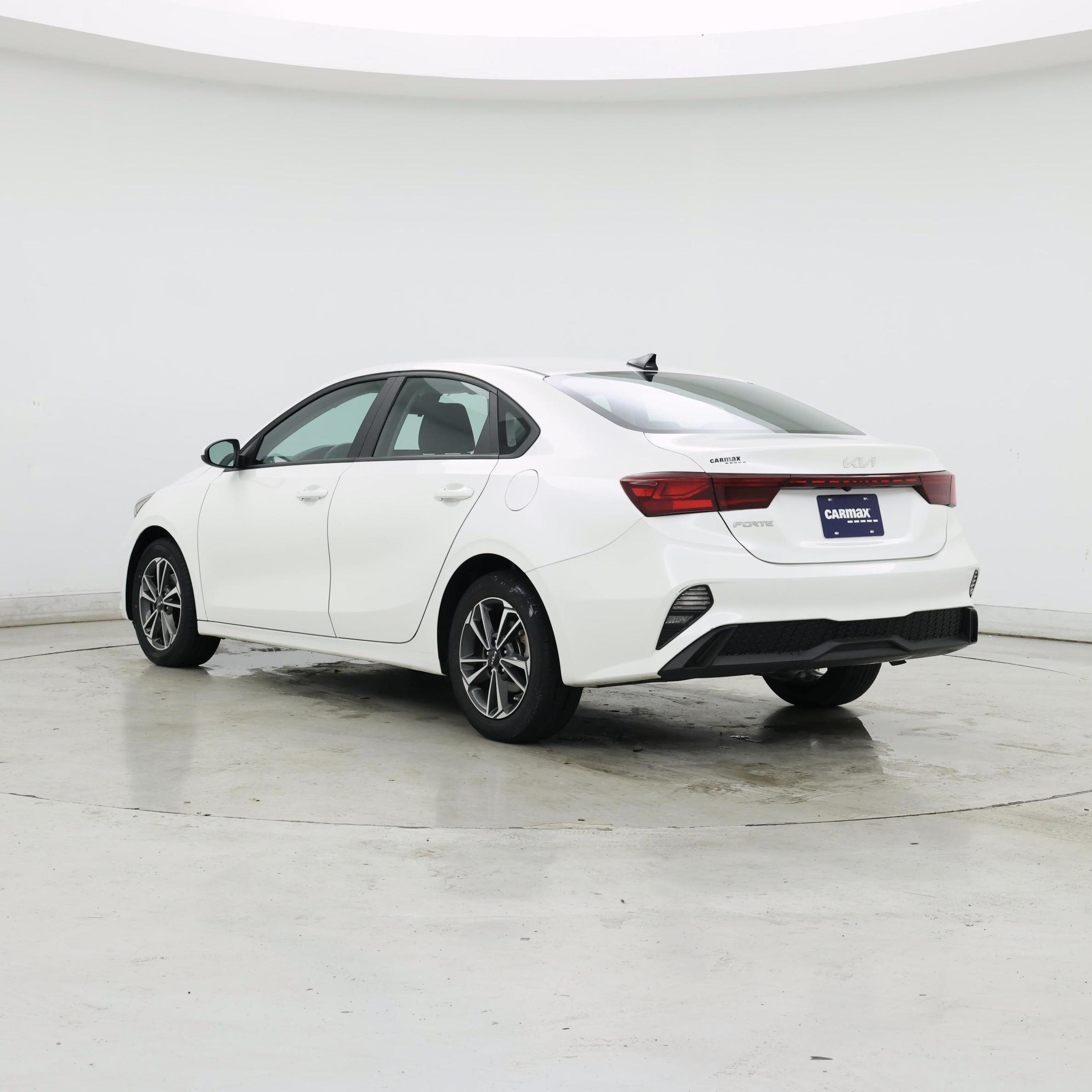 Thumbnail: 2023 Kia Forte - 2