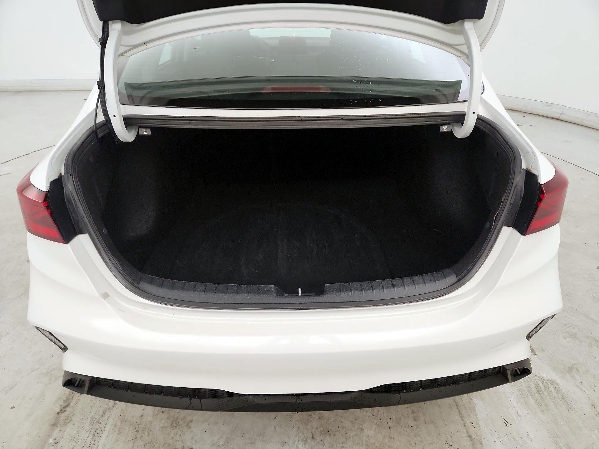 Thumbnail: 2023 Kia Forte - 20